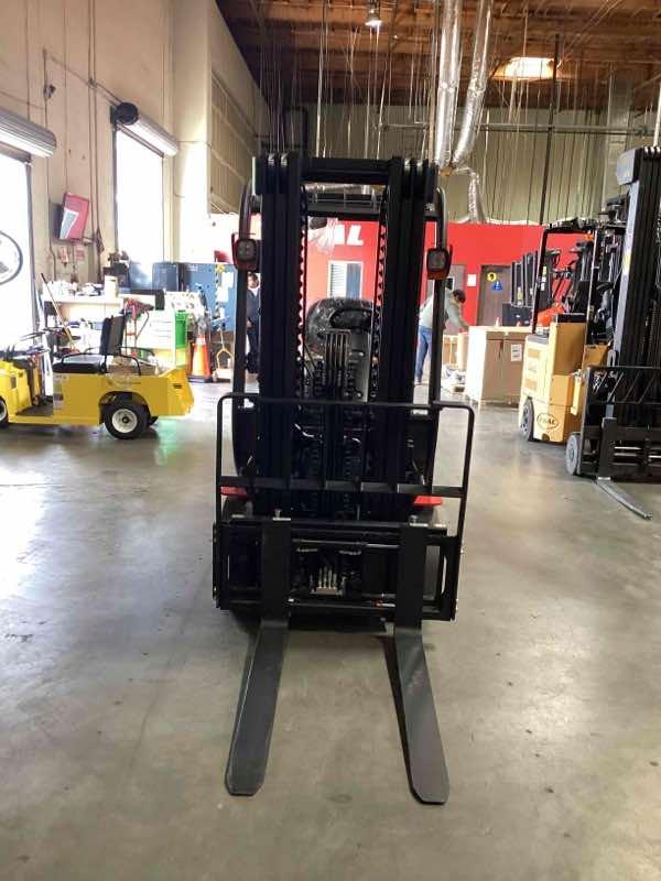 Used 2023 BIG JOE LXE-50_80V Forklift – Electric Sit Down 4 Wheel, 5000 lb Capacity, 83” Mast, 1099 Hours – $39500.00 – Phoenix  – View 4