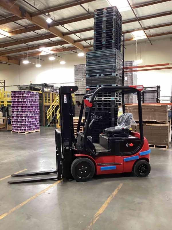 Used 2023 BIG JOE LXE-50_80V Forklift – Electric Sit Down 4 Wheel, 5000 lb Capacity, 83” Mast, 773 Hours – $45400.00 – Phoenix  – View 2