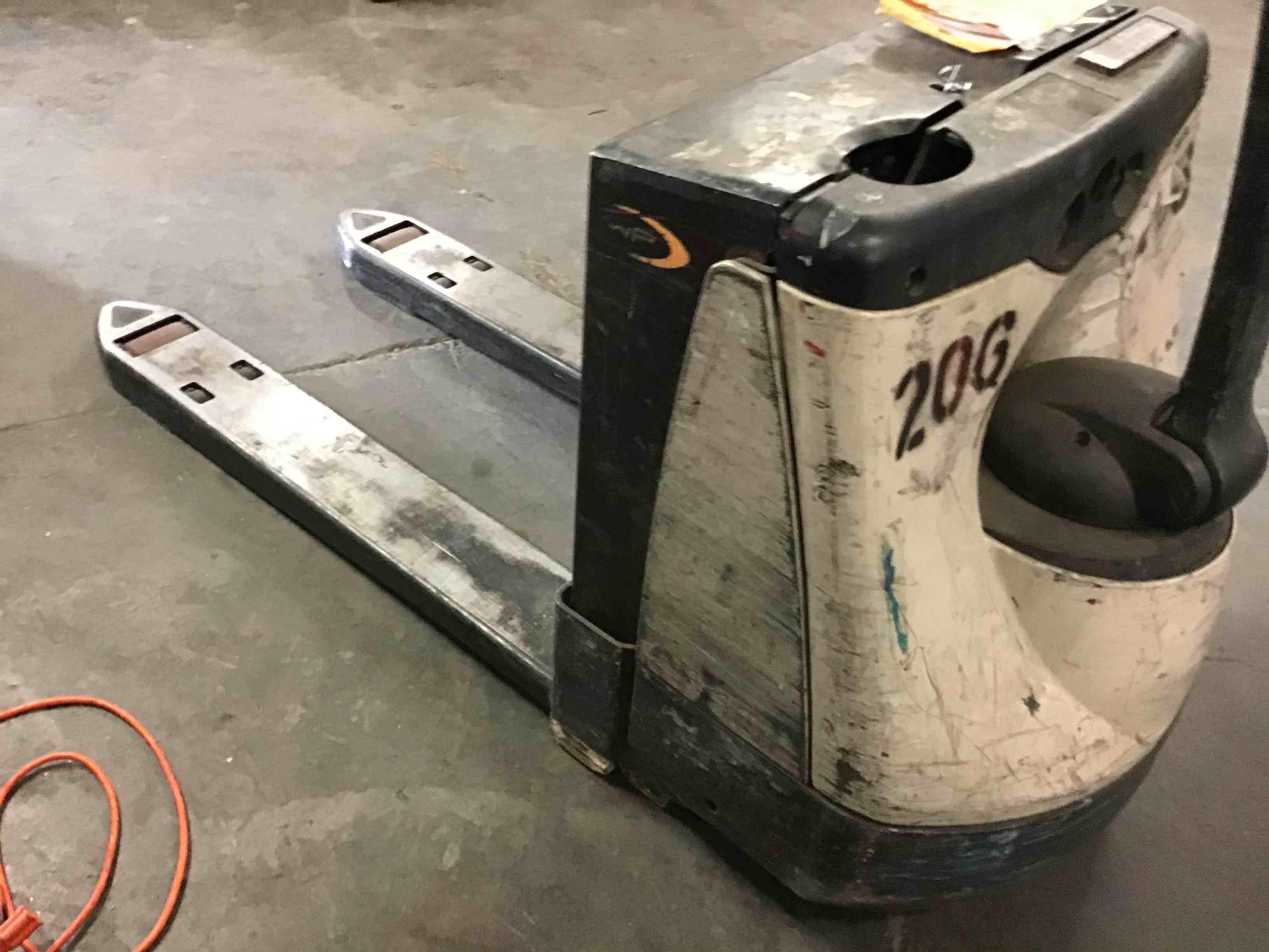 Used 2015 CROWN WP2335-45 Forklift – Walkie Jack, 4500 lb Capacity, 3” Mast, 1 Hours – $2400.00 – Phoenix  – View 3