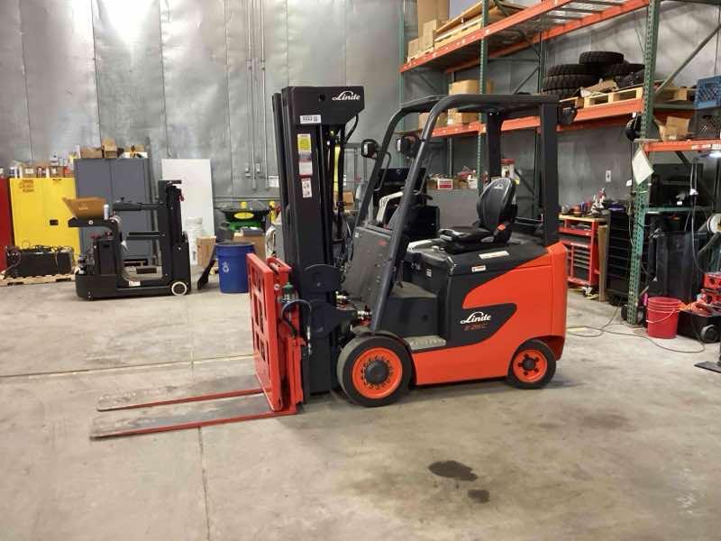New 2022 LINDE E25C_1347 Forklift – Electric Sit Down 4 Wheel, 5000 lb Capacity, 89” Mast, 5 Hours – $54500.00 – Phoenix  – View 1