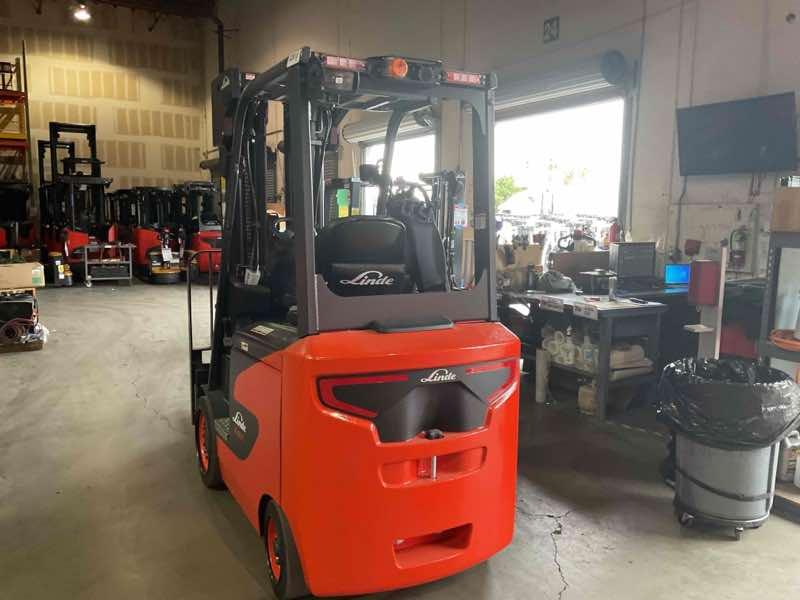 LINDE E30C_1347-FT Electric Sit Down 4 Wheel forklift, 6000 capacity, 260 lift height. Serial A11347M00258, Year 2023.