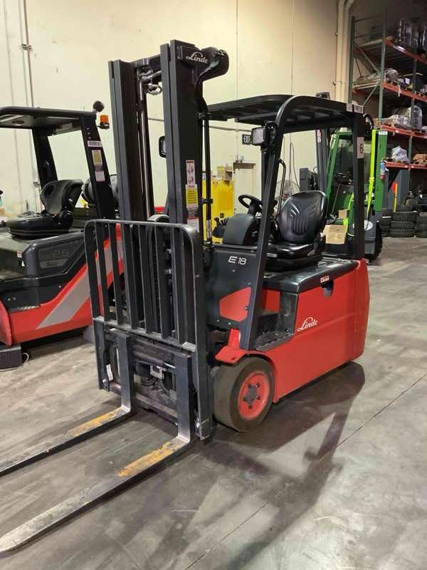 Linde E18_346-20 Electric Sit Down 3 Wheel, photo 3 of 5