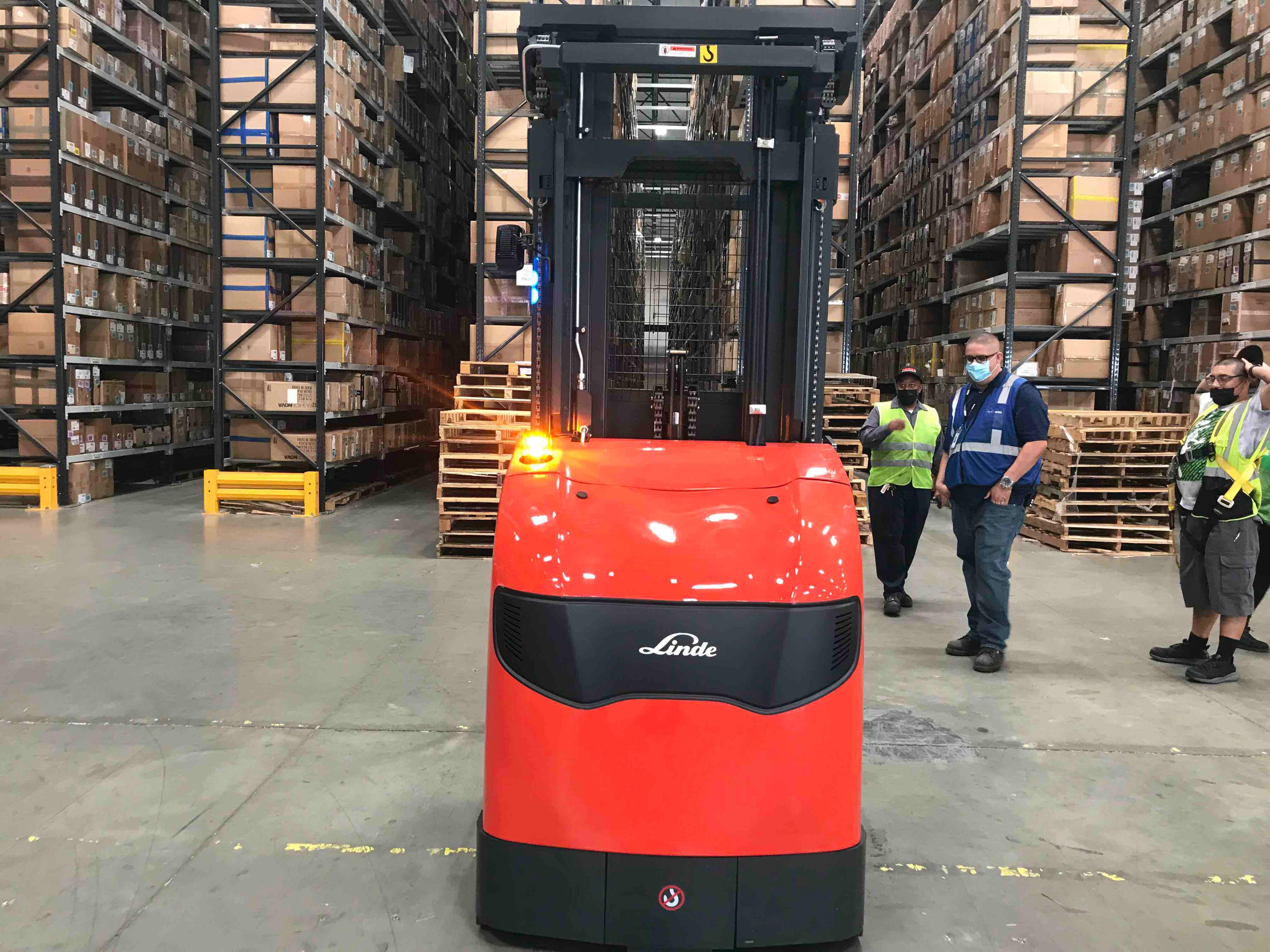 Used 2021 LINDE V15P_5215-WG Forklift – Electric Order Picker, 3000 lb Capacity, 107” Mast, 2898 Hours – $42500.00 – Anaheim  – View 1