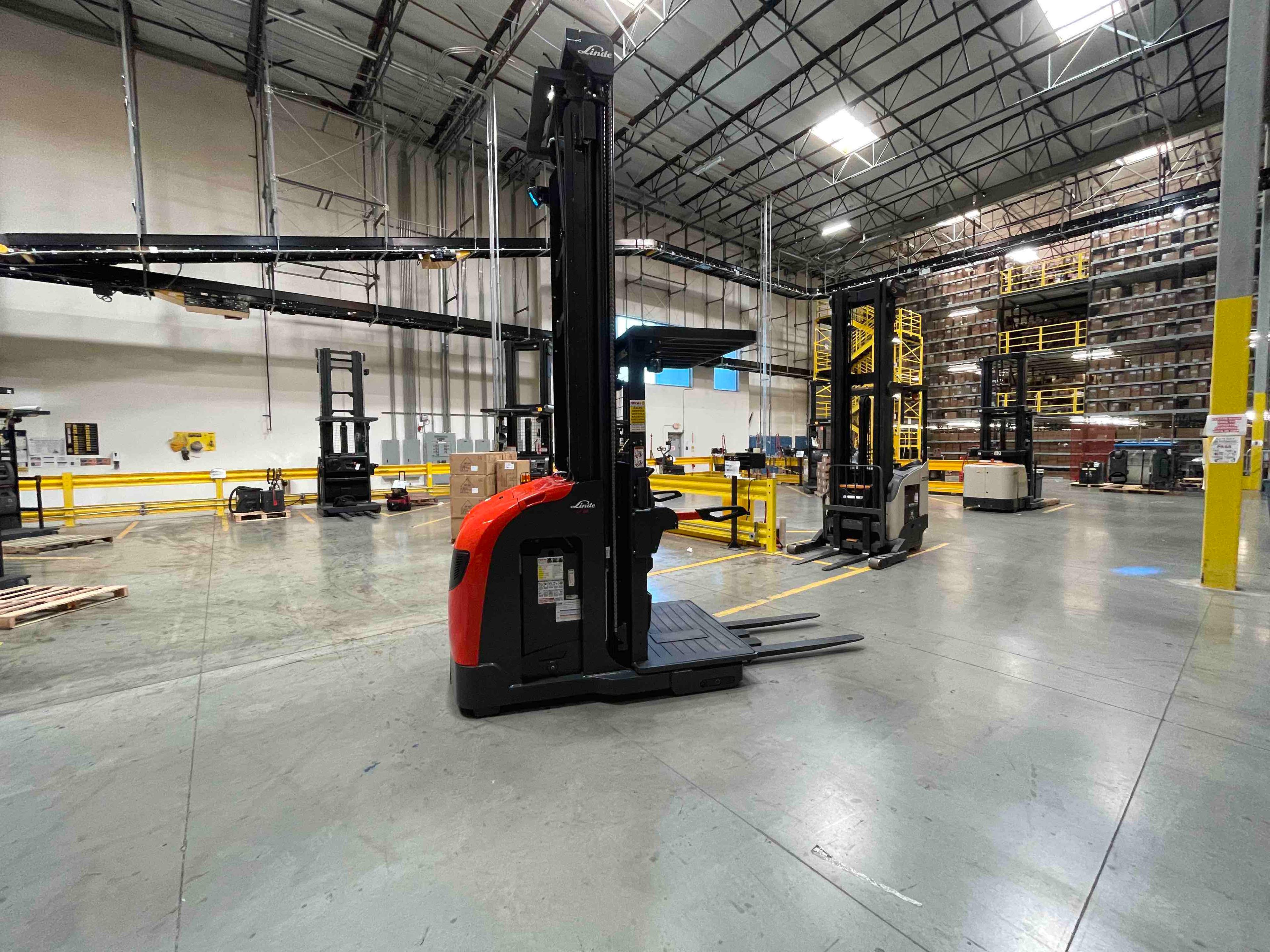 Used 2021 LINDE V15P_5215-WG Forklift – Electric Order Picker, 3000 lb Capacity, 156” Mast, 4540 Hours – $49985.00 – Anaheim  – View 2