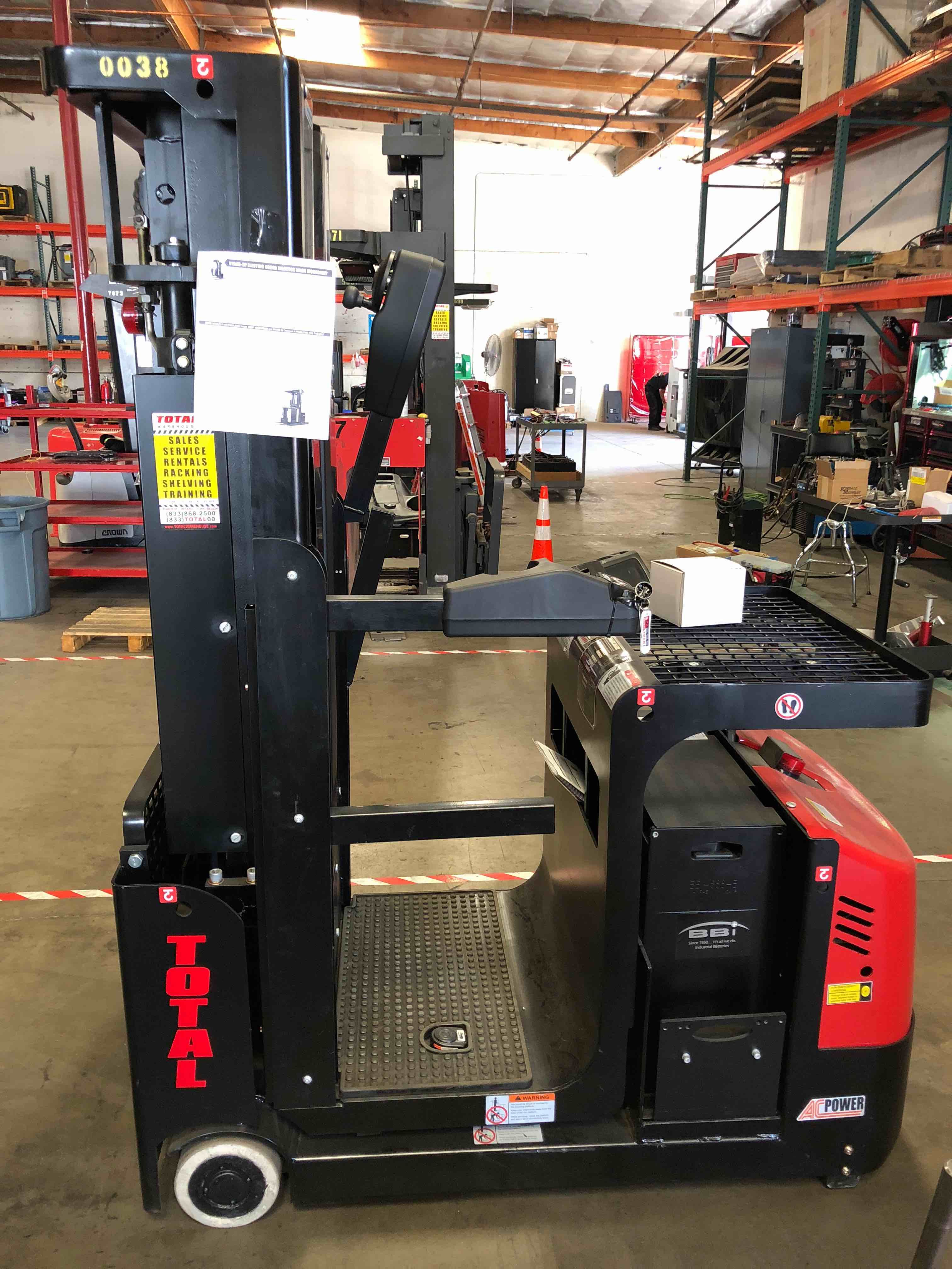 Main Image Used 2018 BIG JOE J1T-192-MP Forklift – Task Support Vehicle, 1000 lb Capacity, 83” Mast, 1174 Hours – $18500.00 – Anaheim – View 4