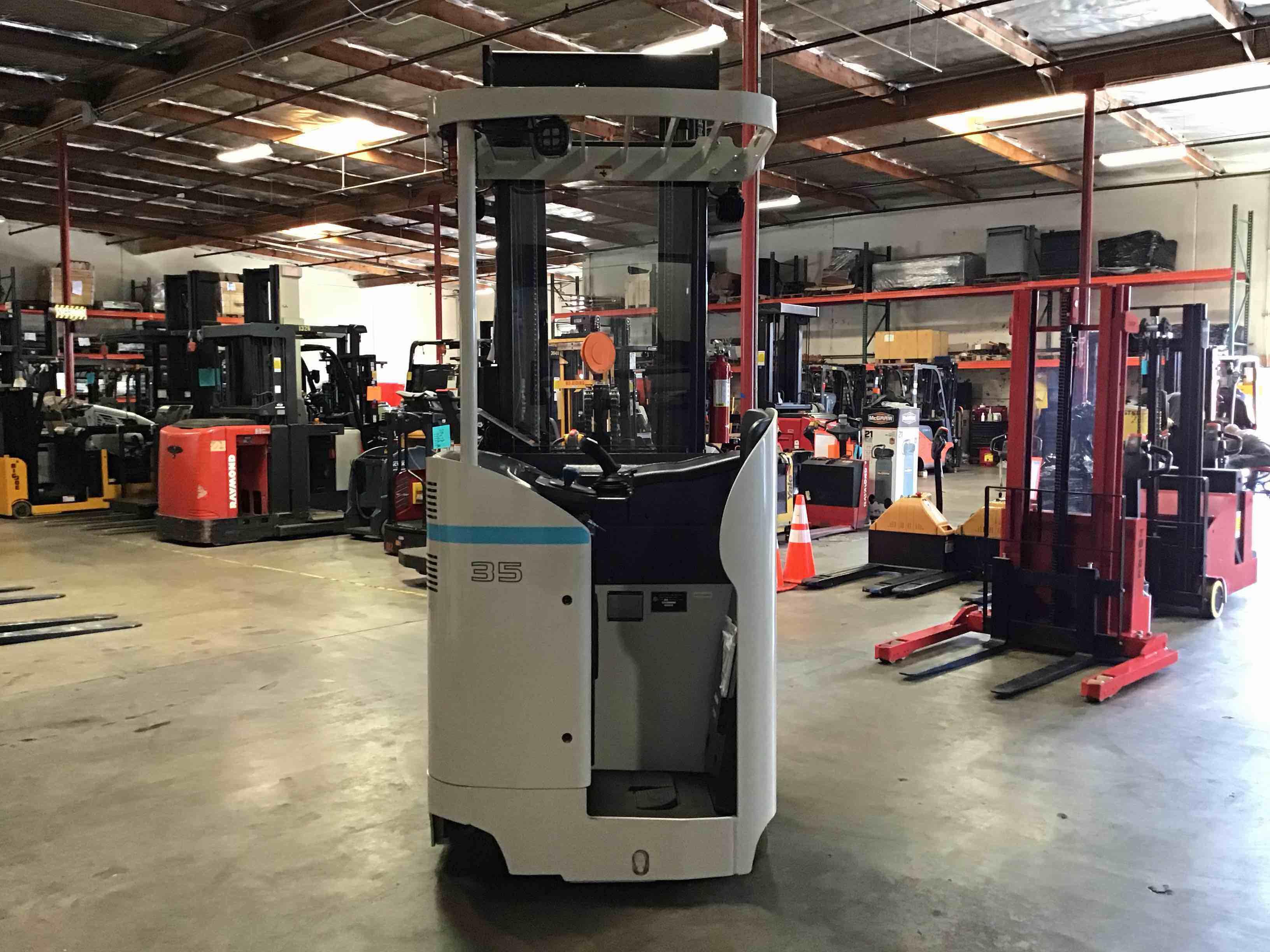 Used 2019 NISSAN SRX35N Forklift – Stand Up Reach, 3500 lb Capacity, 107” Mast, 2590 Hours – $32500.00 – Hawaii, Waipahu  – View 3