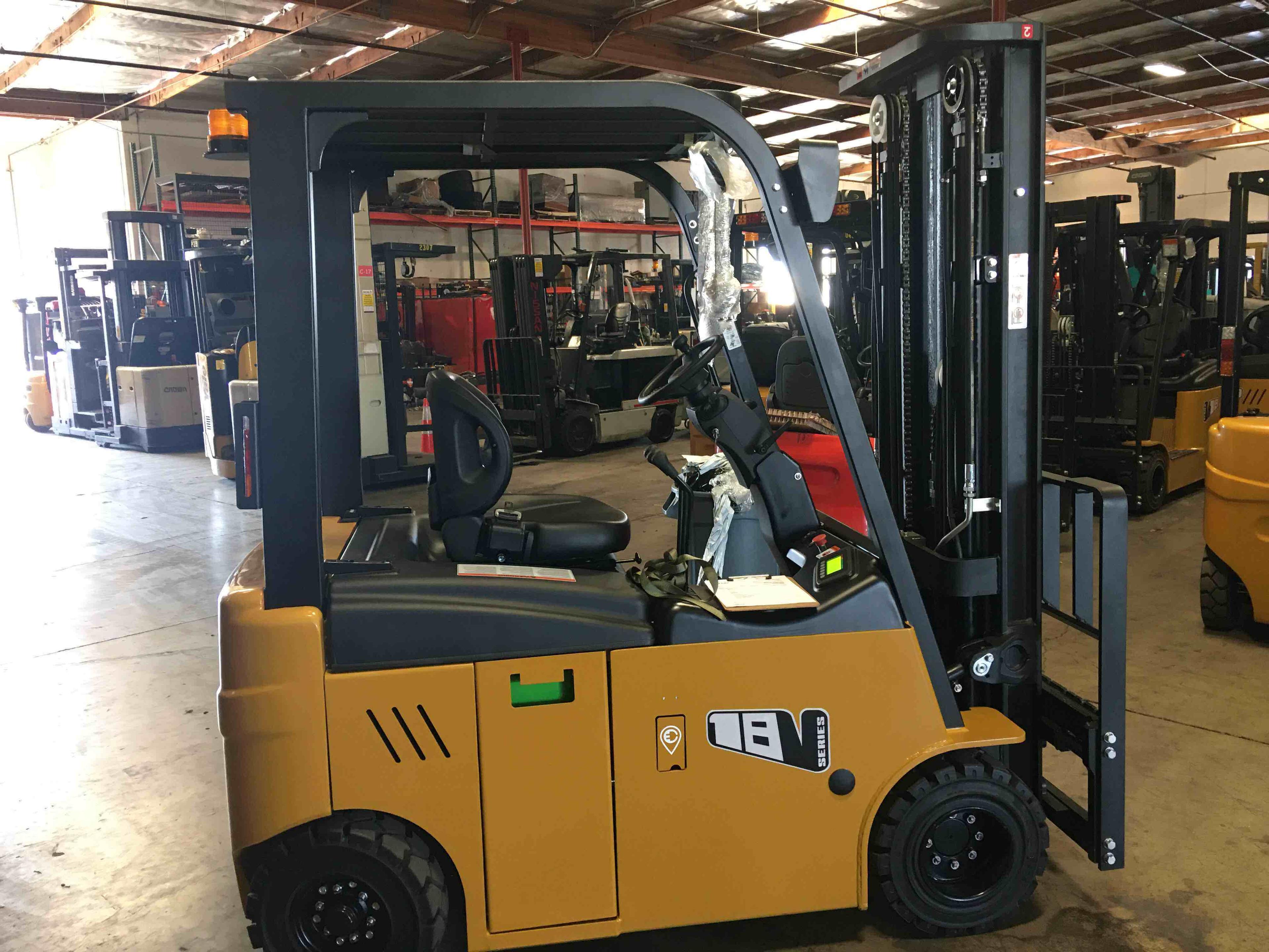 Used 2019 BIG JOE LXE-44 Forklift – Electric Sit Down 4 Wheel, 4400 lb Capacity, 86” Mast, 2173 Hours – $15500.00 – Las Vegas  – View 3