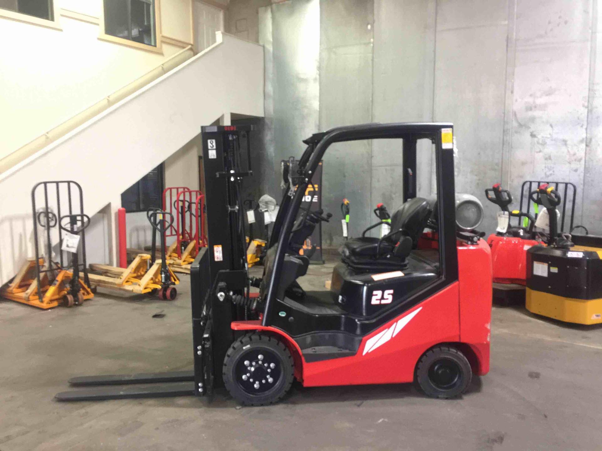 HANGCHA CFH50-LP LPG Cushion forklift, 5000 capacity, 185 lift height. Serial N7AI00101, Year 2020.