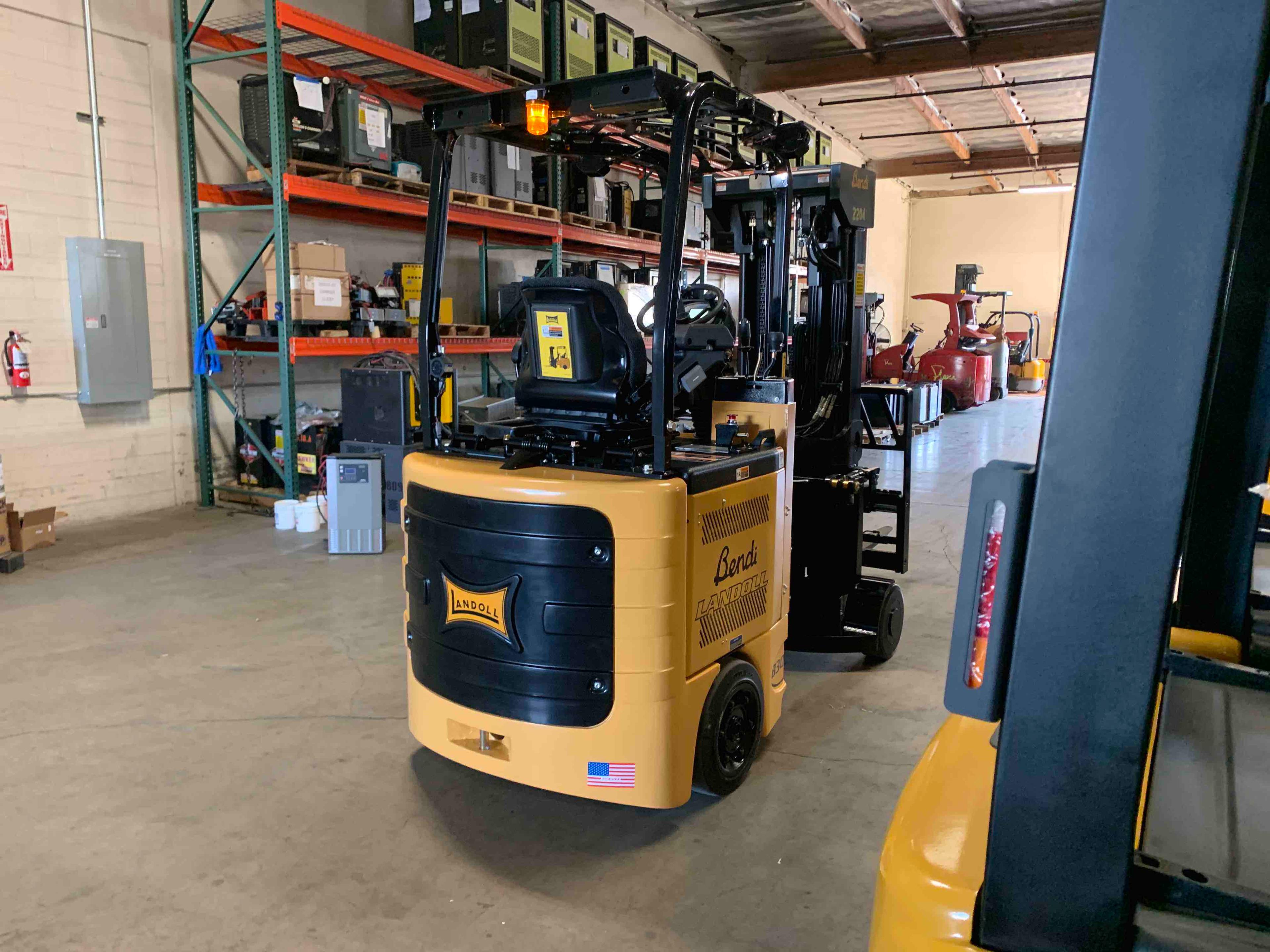 Used 2021 BENDI B30AC Forklift – VNA, 3000 lb Capacity, 89” Mast, 3775 Hours – $54225.00 – Anaheim  – View 2