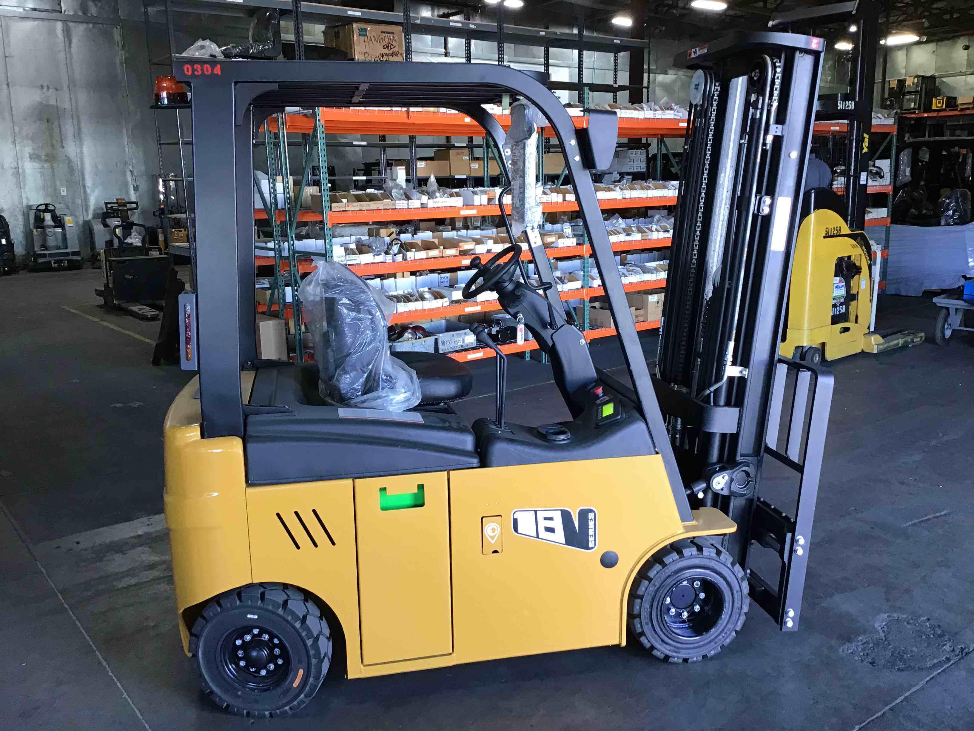 Used 2019 BIG JOE LXE-44 Forklift – Electric Sit Down 4 Wheel, 4400 lb Capacity, 86” Mast, 597 Hours – $27950.00 – Anaheim  – View 2
