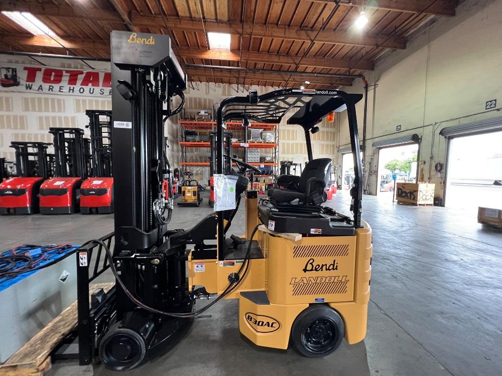 BENDI B30AC VNA forklift, 3000 capacity, 312 lift height. Serial 2607B-16260, Year 2026.