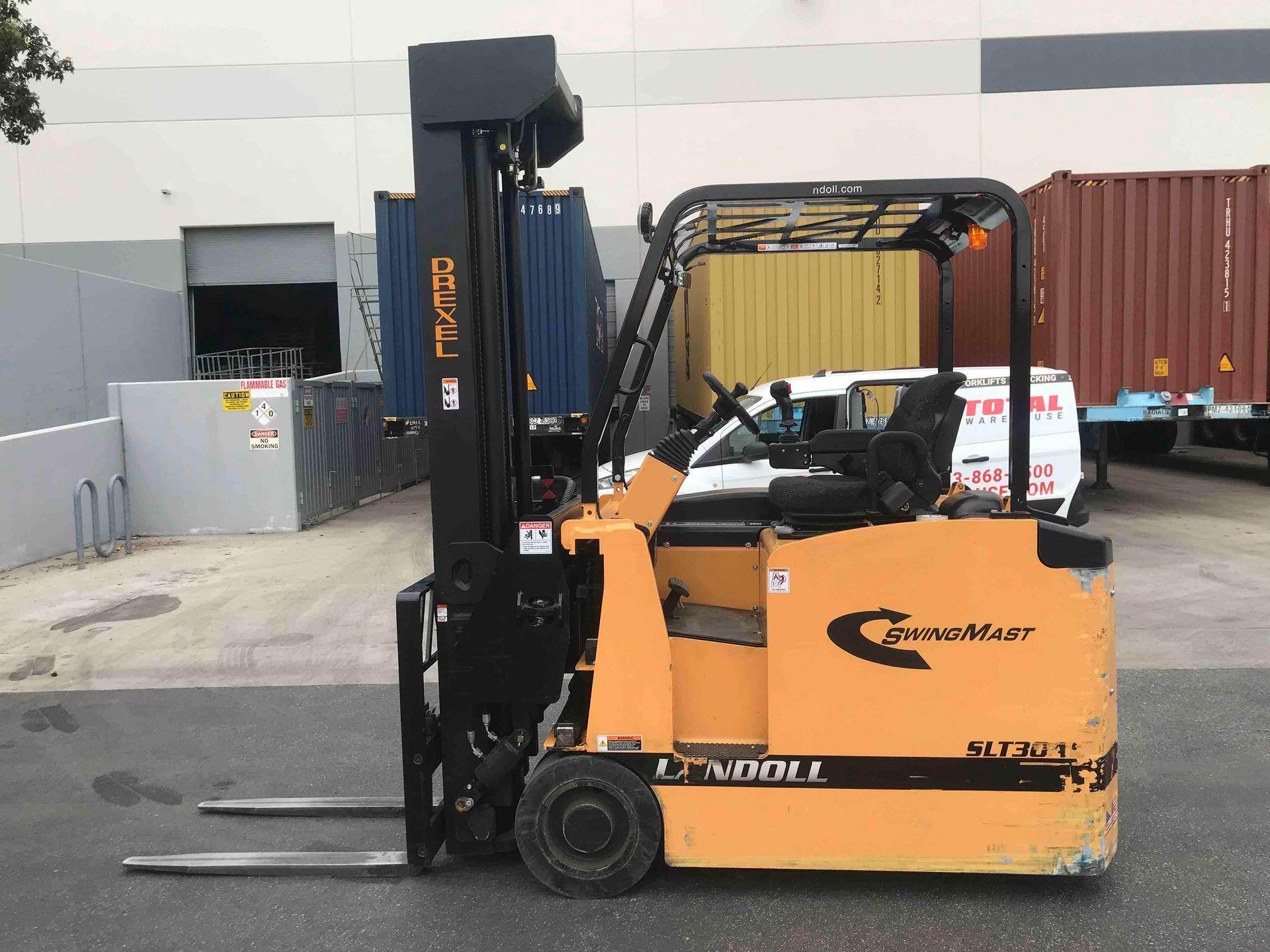 2019 DREXEL SLT30AC