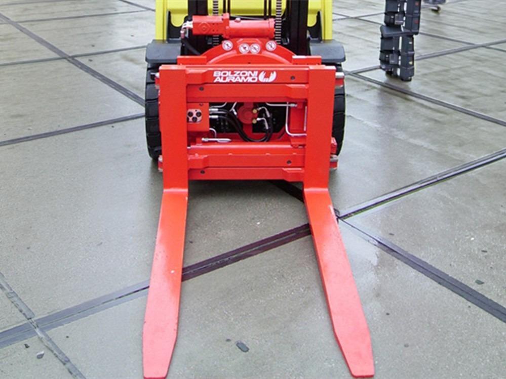 BOLZONI LG32H6A-B-W-42F Fork Clamp forklift, 5000 capacity, . Serial PC106973, Year 2024.