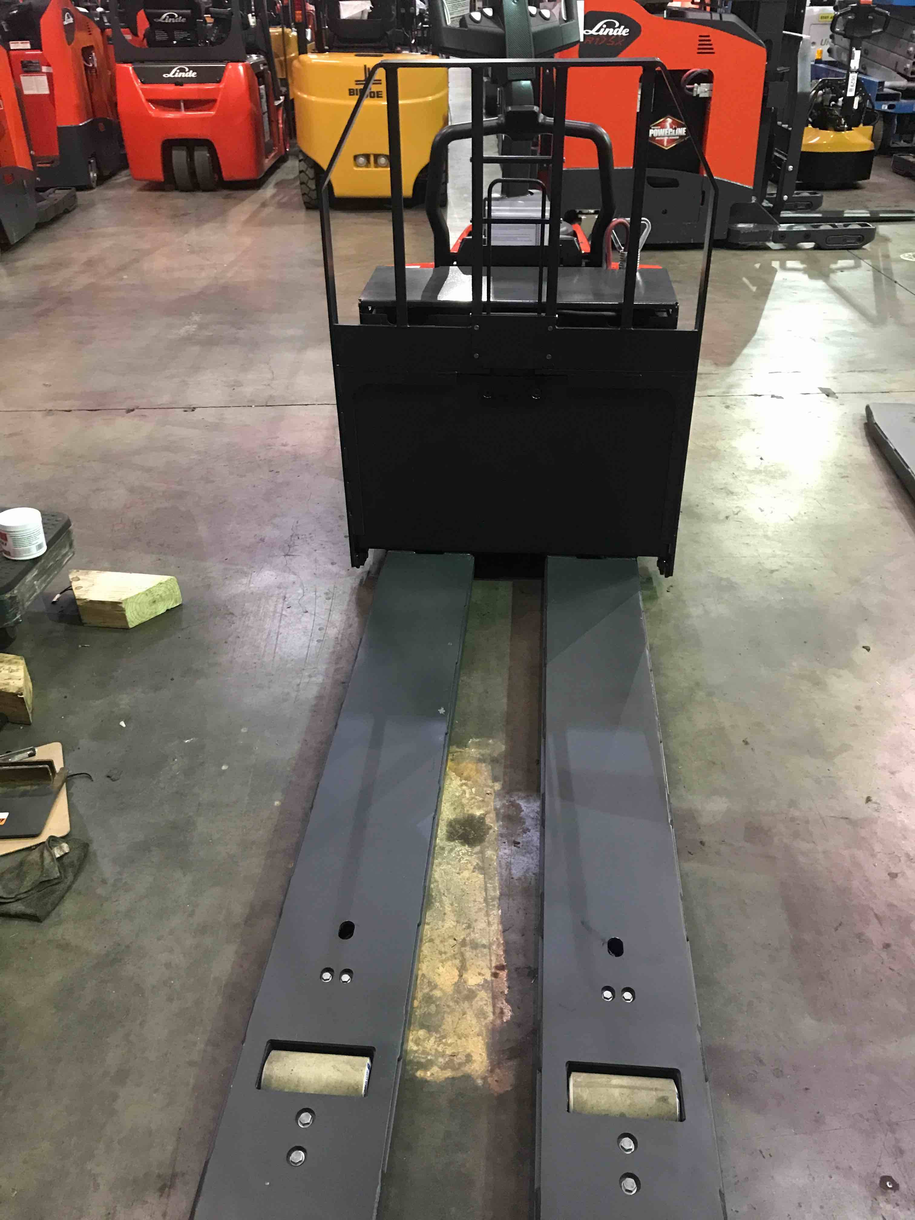 LINDE EWR30_1101-02-27X78-PS Rider Jack forklift, 6000 capacity, 7.75 lift height. Serial A11101Y00096, Year 2021.