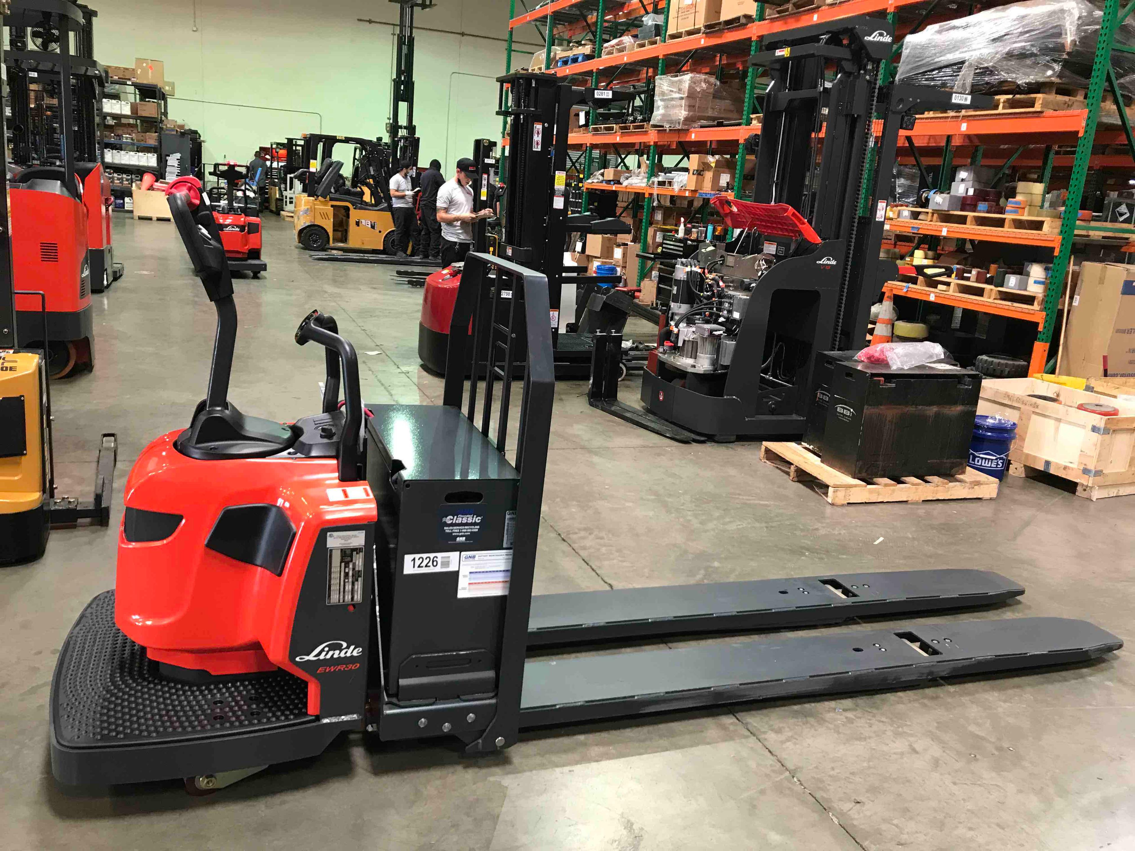 Main Image Used 2021 LINDE EWR30_1101-02-27X96-PS Forklift – Double Rider Jack, 6000 lb Capacity, 3” Mast, 995 Hours – $22850.00 – Anaheim – View 4