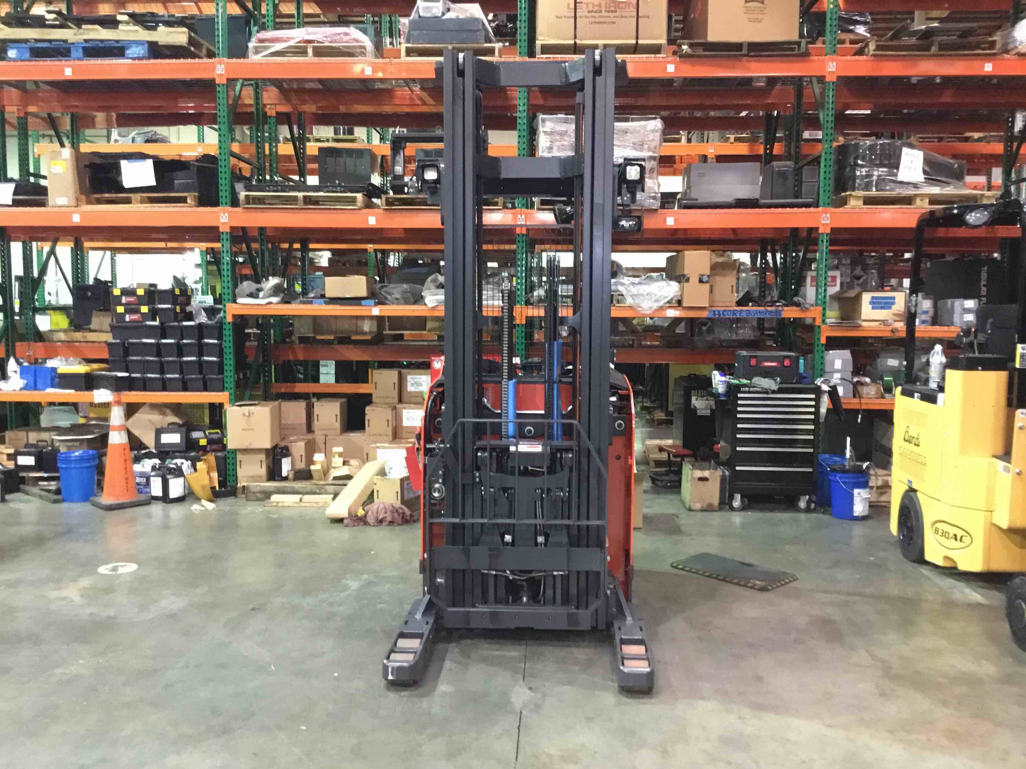 LINDE R17SX_5195 Stand Up Reach forklift, 3500 capacity, 258 lift height. Serial C25195X00116, Year 2021.