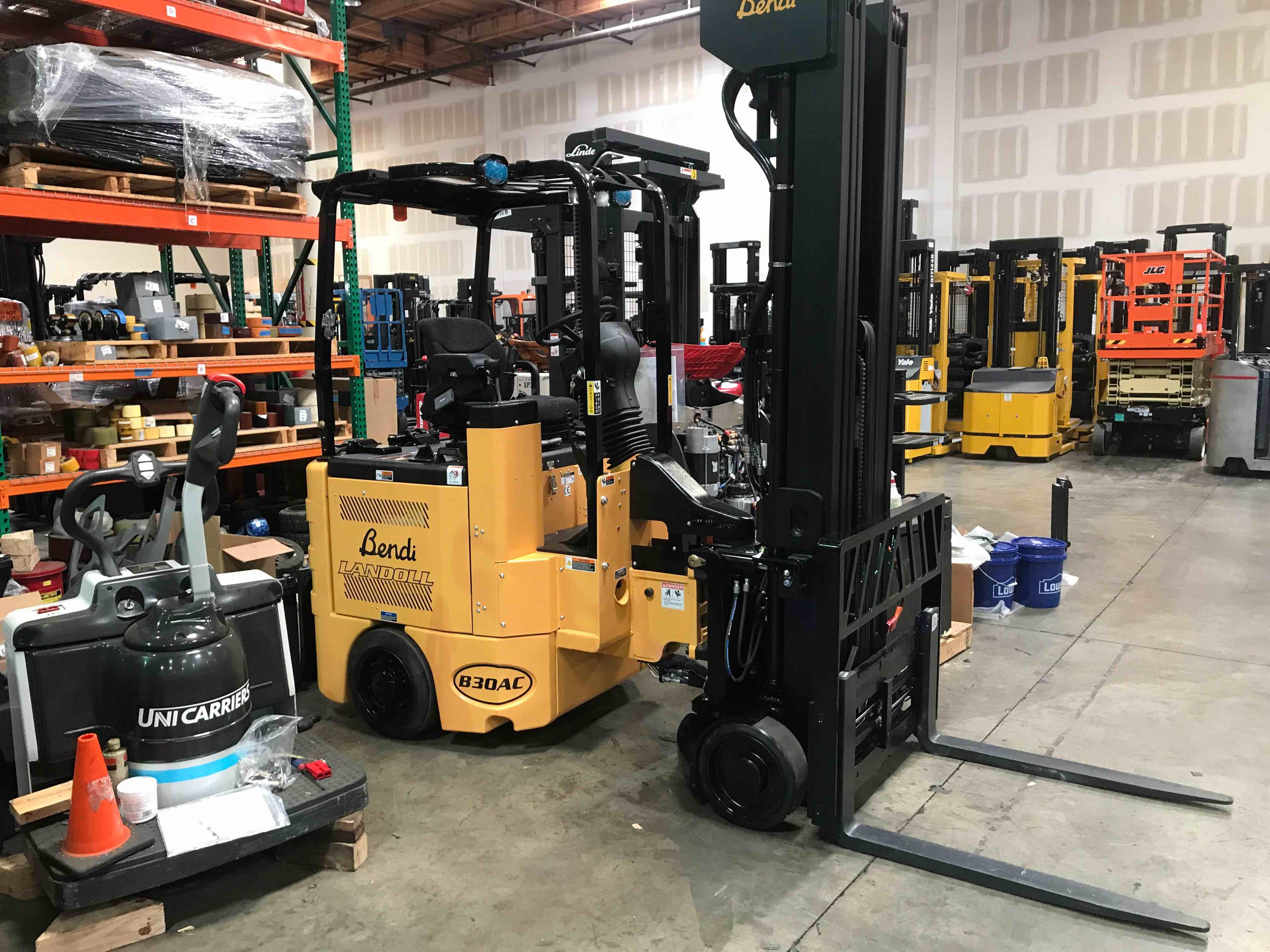 Main Image Used 2022 BENDI B30AC Forklift – VNA, 3000 lb Capacity, 107” Mast, 5670 Hours – $73900.00 – Anaheim – View 1