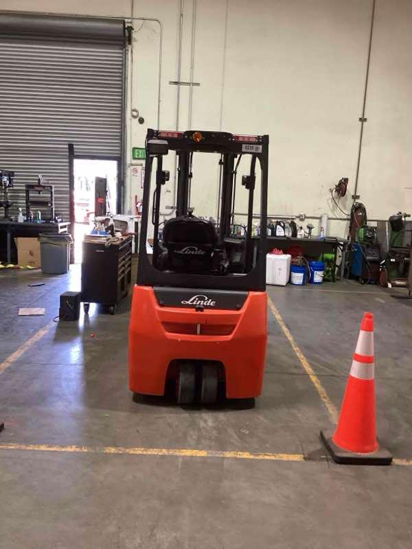 Main Image Used 2023 LINDE E18_346-20 Forklift – Electric Sit Down 3 Wheel, 3500 lb Capacity, 87” Mast, 696 Hours – $29500.00 – Anaheim – View 3