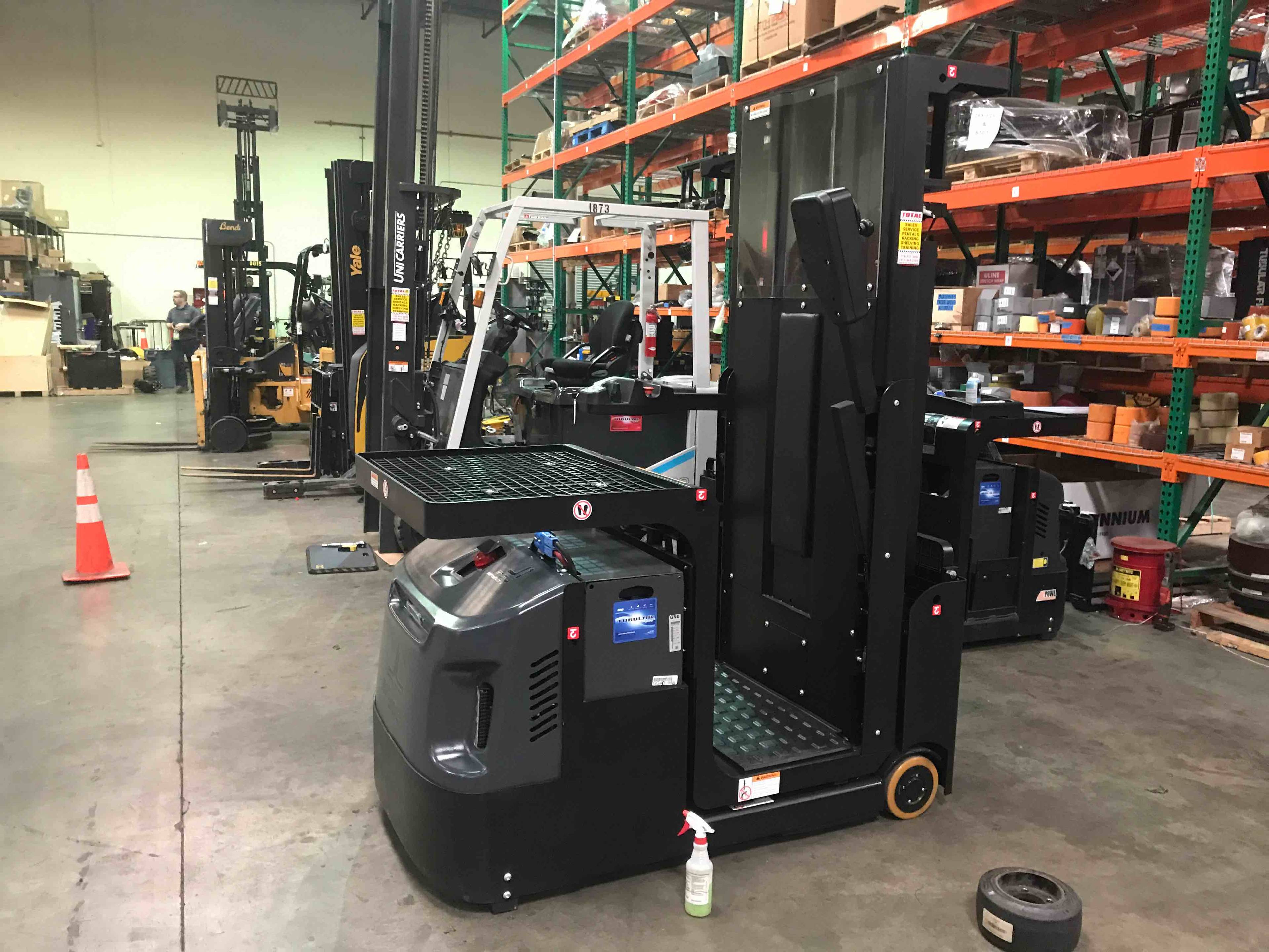 BIG JOE J1HD-210-SP Task Support Vehicle forklift, 1000 capacity, 210 lift height. Serial 2301600415, Year 2021.