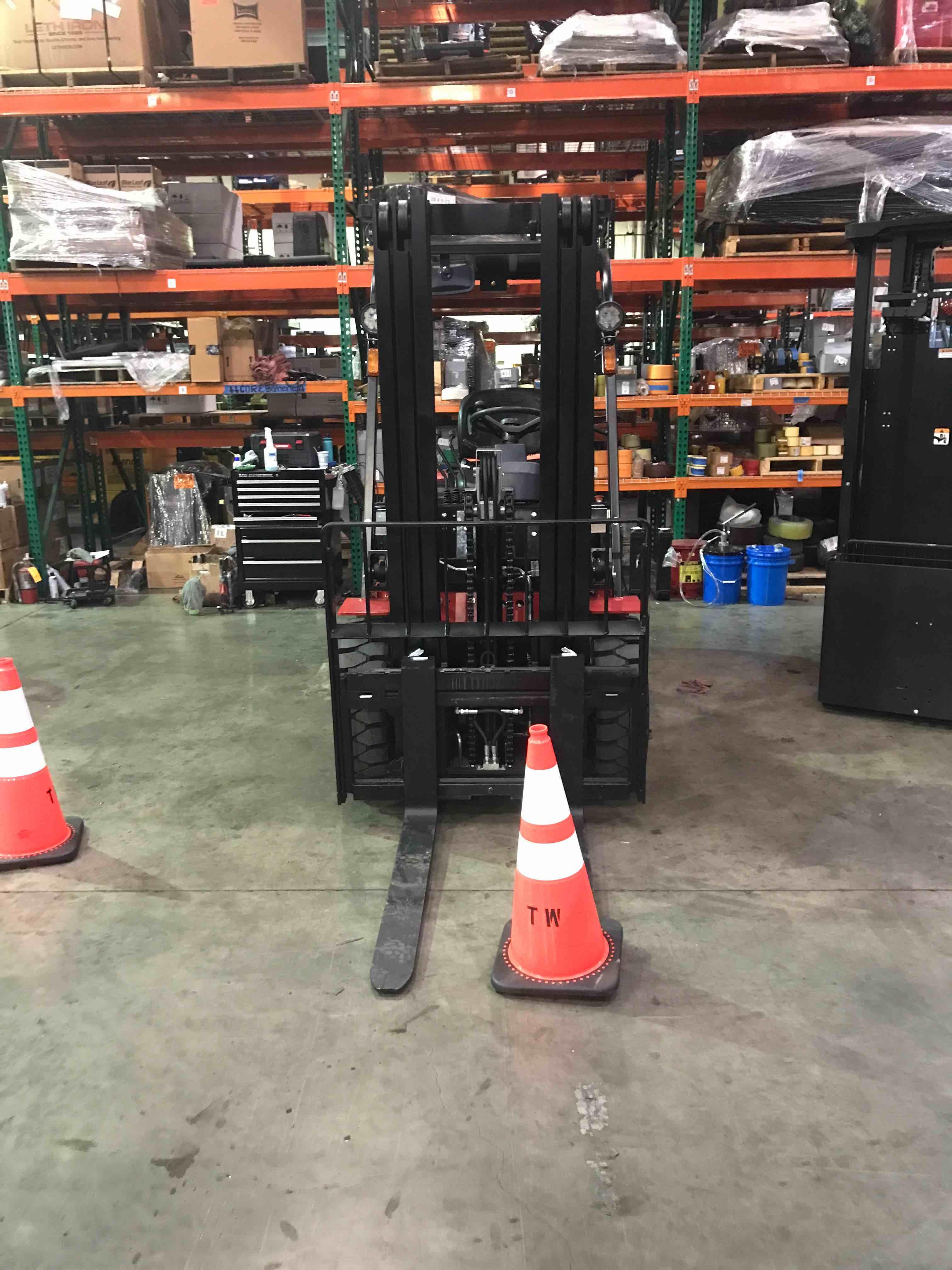 Main Image Used 2022 BIG JOE LPE-60_80V Forklift – Lithium Electric Pneumatic, 6000 lb Capacity, 86” Mast, 874 Hours – $29005.00 – Phoenix – View 1