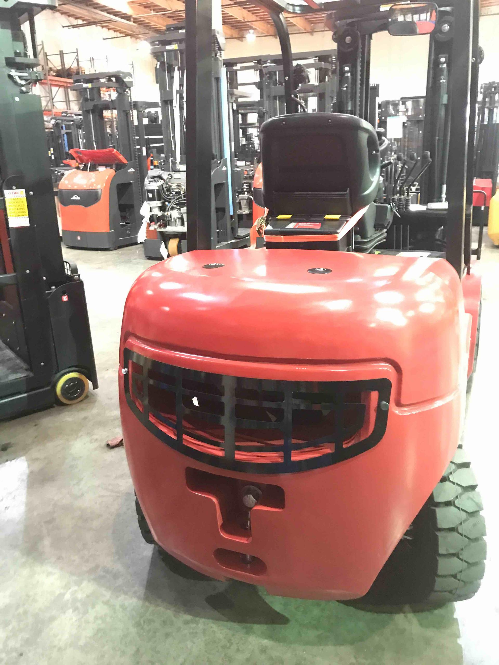 Main Image Big Joe LPE-60_80V Lithium Electric Pneumatic, photo 2 of 4