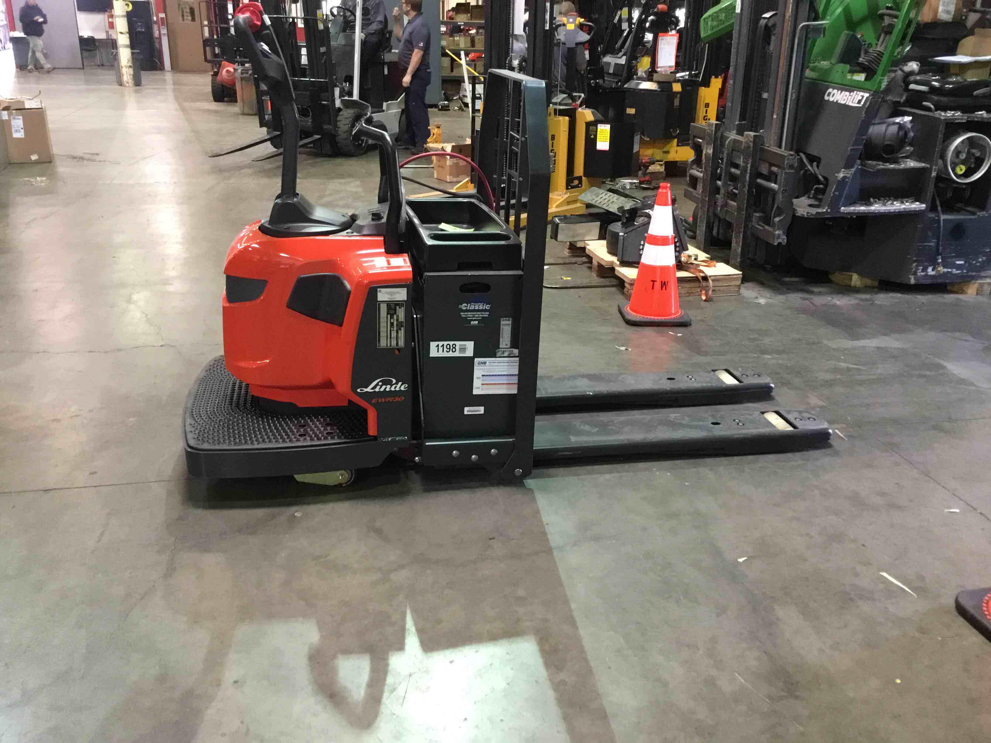 Main Image Used 2021 LINDE EWR30_1101-02-27X48 Forklift – Rider Jack, 6000 lb Capacity, 3” Mast, 1097 Hours – $8500.00 – Anaheim – View 2