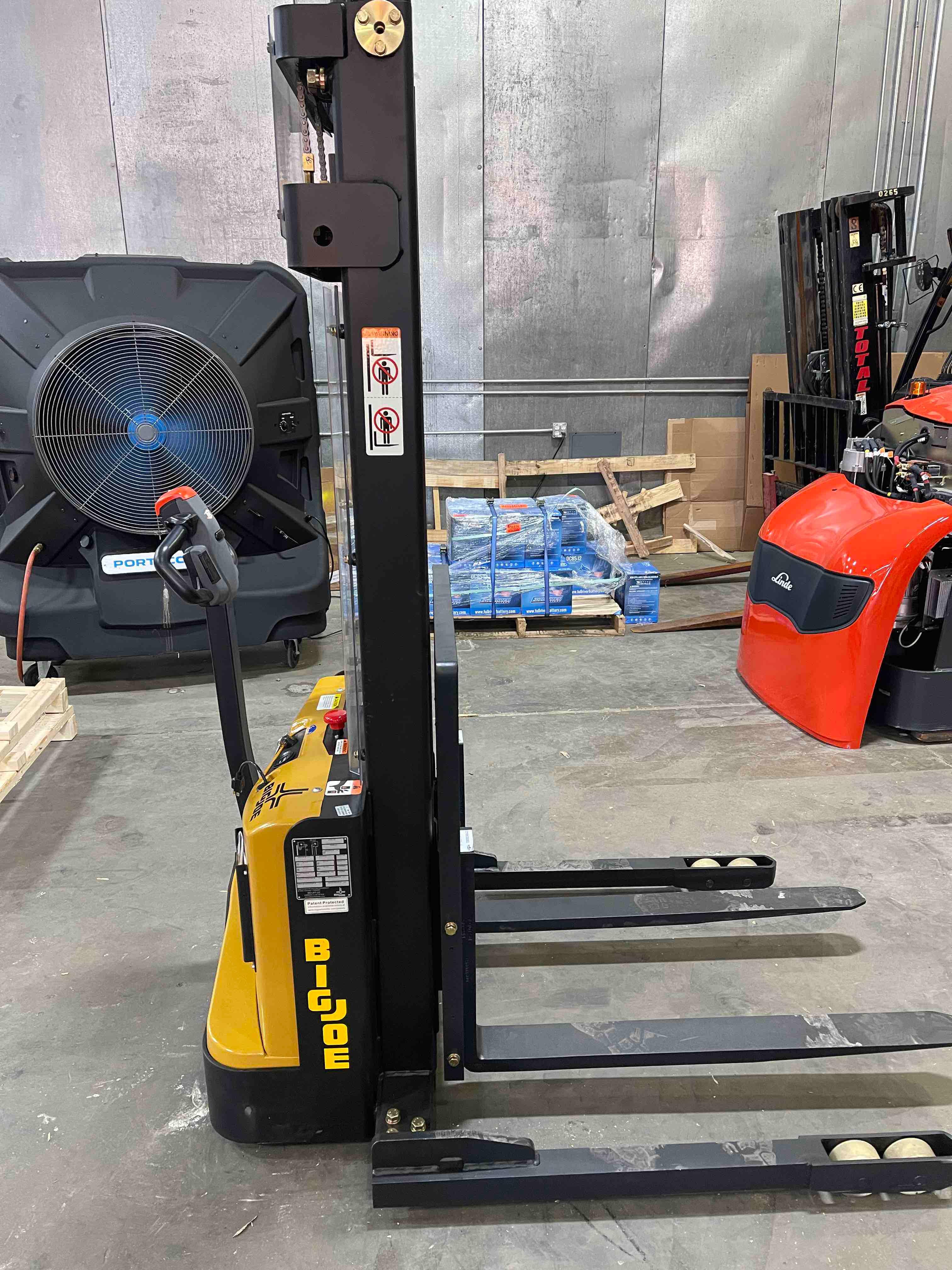 Main Image Used 2021 BIG JOE S22-116 Forklift – Walkie Straddle Stacker, 2200 lb Capacity, 82” Mast, 1 Hours – $4800.00 – Phoenix – View 1