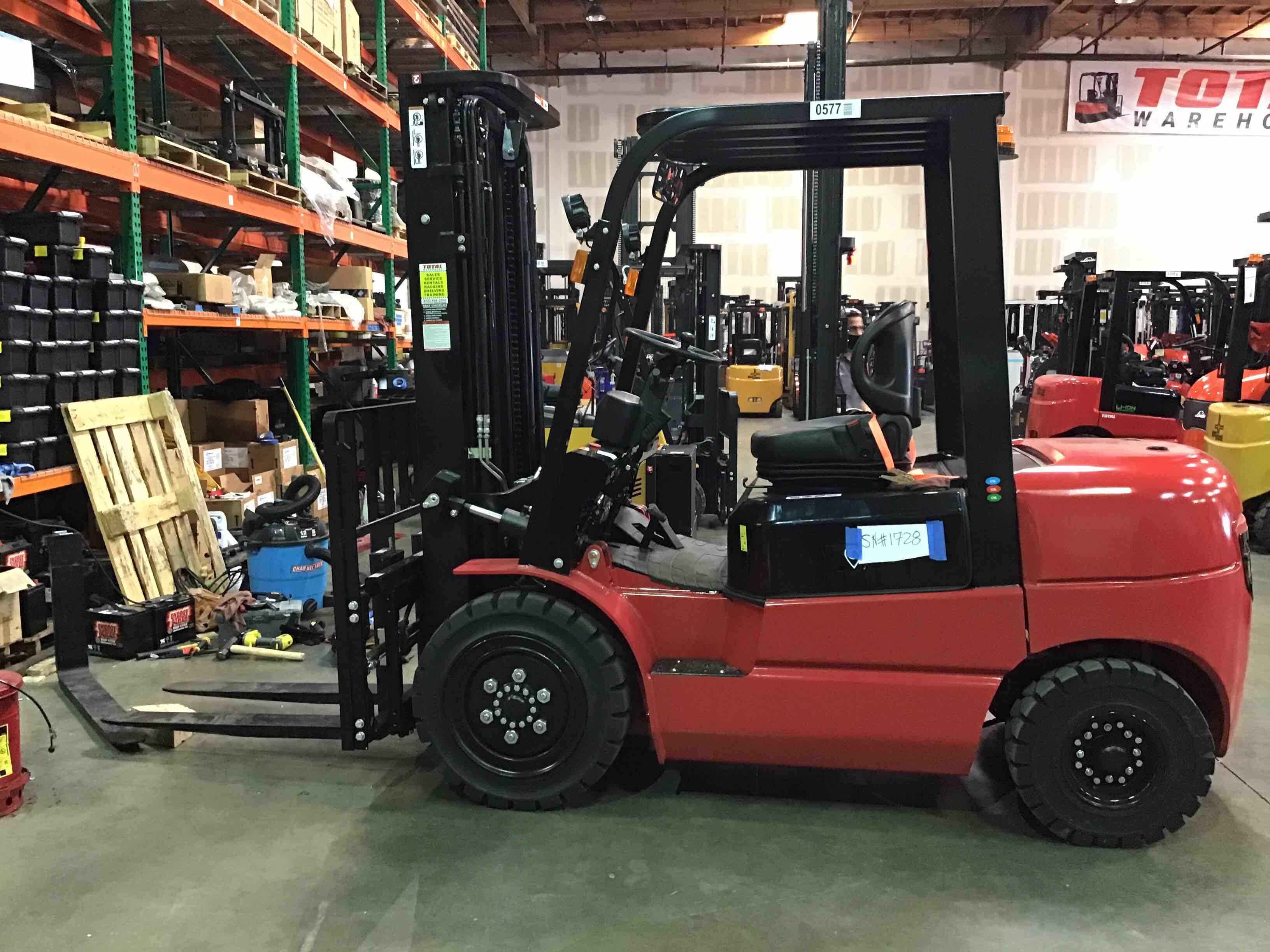 Main Image Used 2022 BIG JOE LPE-60_80V Forklift – Lithium Electric Pneumatic, 6000 lb Capacity, 89” Mast, 355 Hours – $44500.00 – Anaheim – View 3