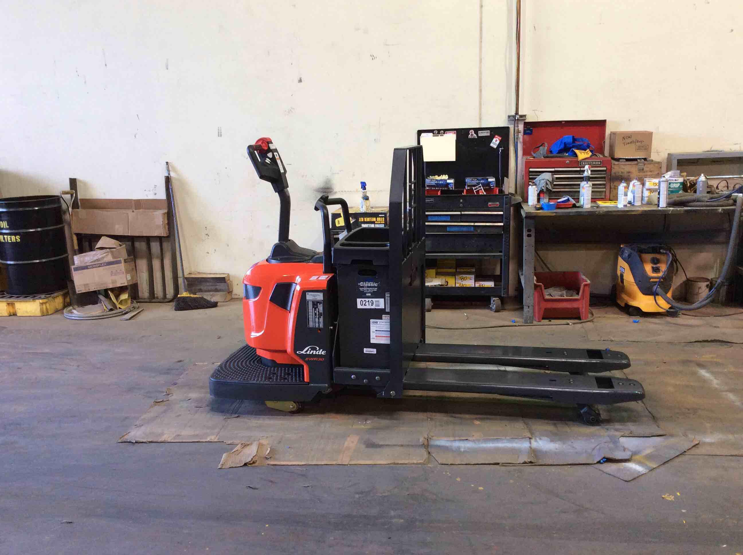 Main Image Used 2021 LINDE EWR30_1101-02-27X48 Forklift – Rider Jack, 6000 lb Capacity, 3” Mast, 1394 Hours – $7500.00 – Anaheim – View 4