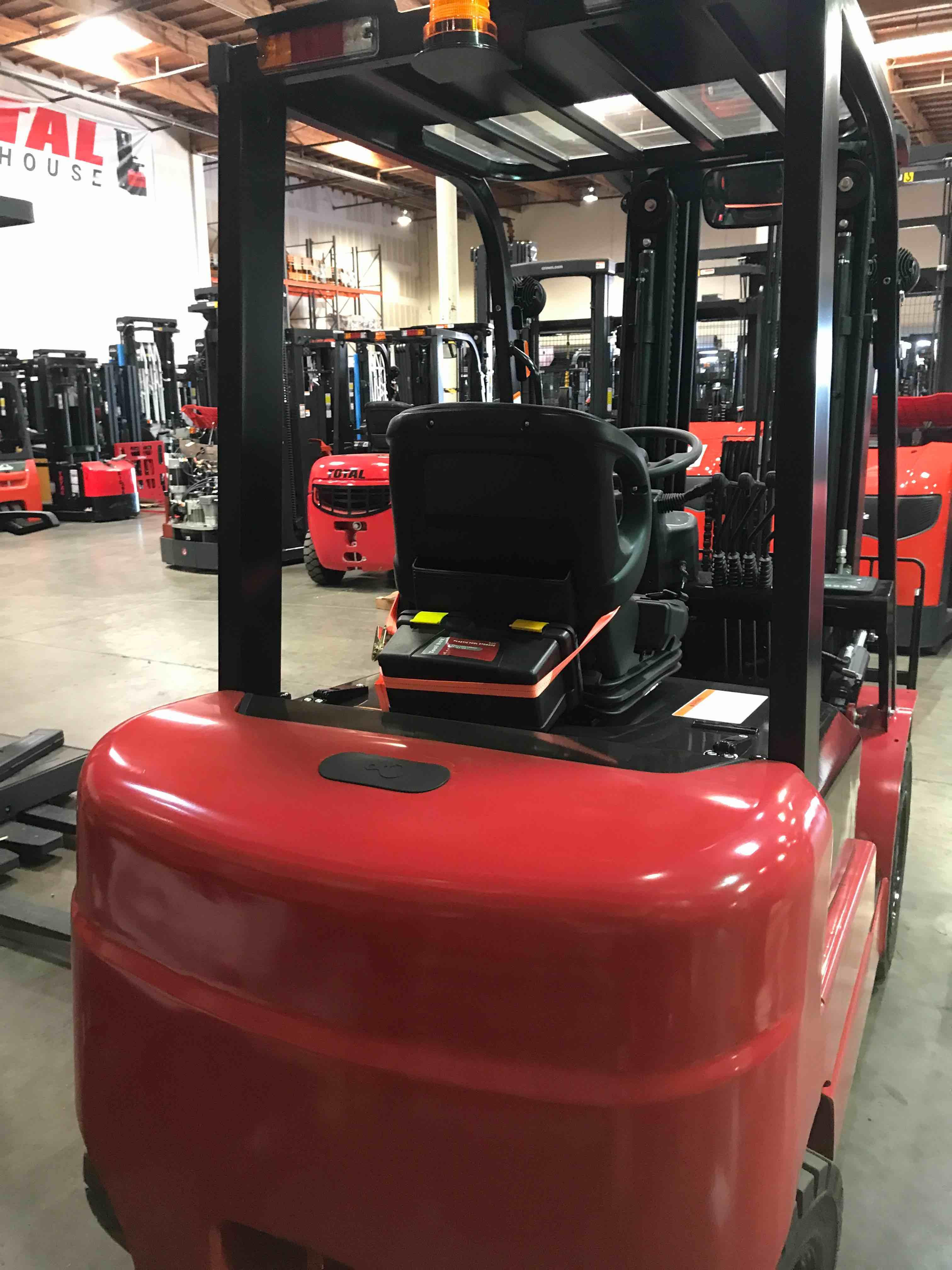 Main Image Used 2021 BIG JOE LPE-50_80V Forklift – Lithium Electric Pneumatic, 5000 lb Capacity, 90” Mast, 906 Hours – $34500.00 – Anaheim – View 2