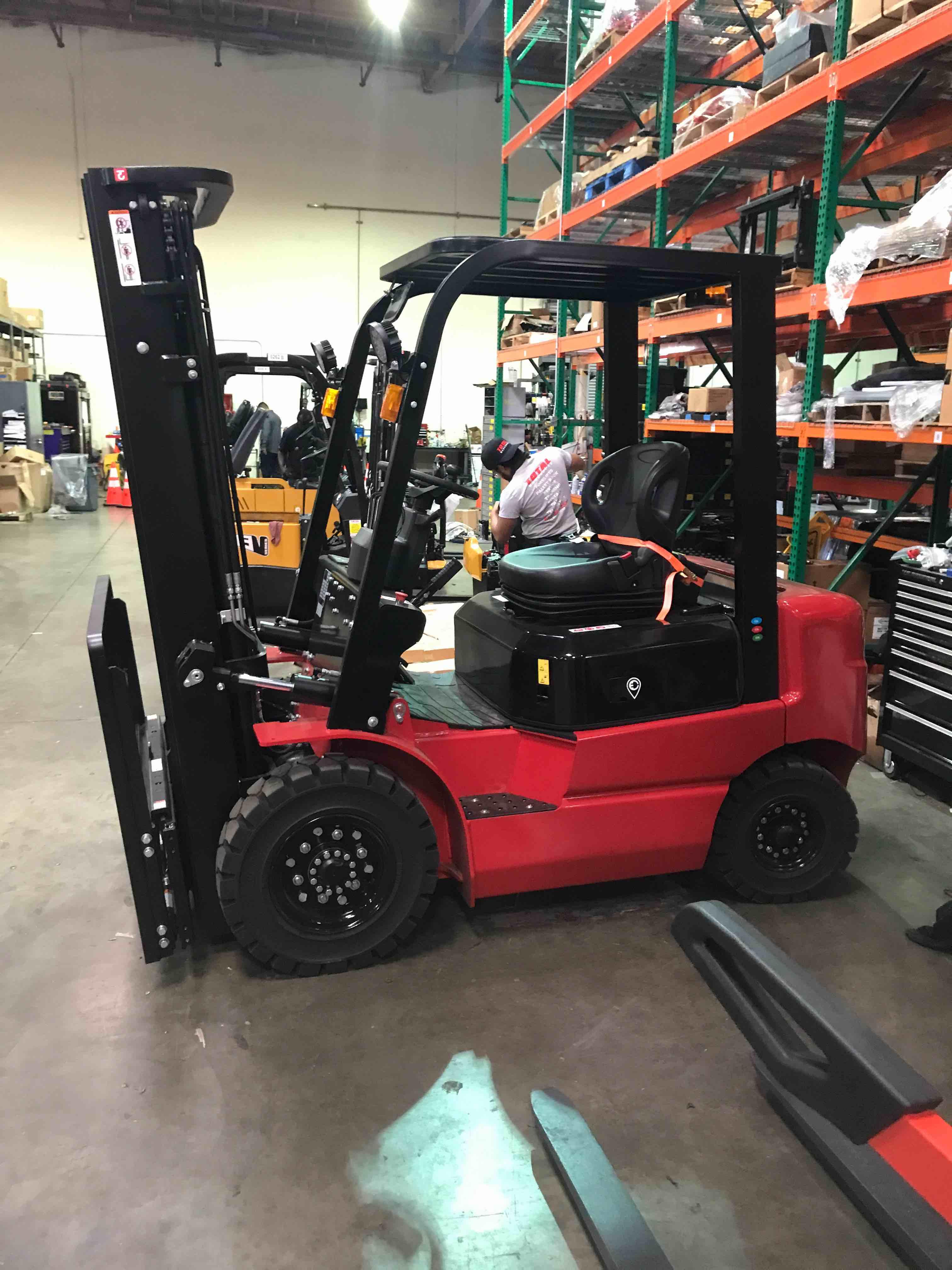 Main Image Used 2021 BIG JOE LPE-50_80V Forklift – Lithium Electric Pneumatic, 5000 lb Capacity, 90” Mast, 906 Hours – $34500.00 – Anaheim – View 4