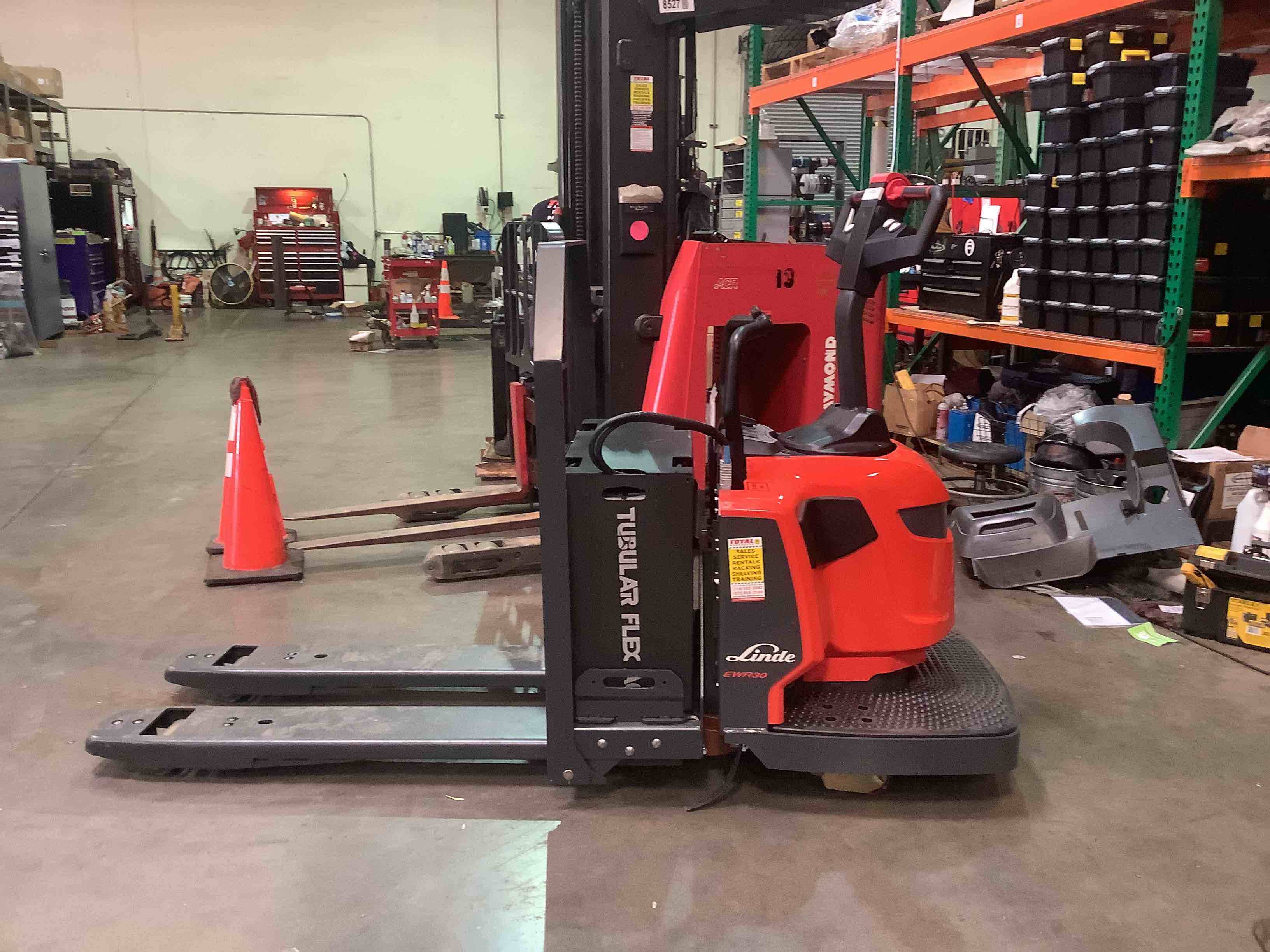 LINDE EWR30_1101-02-27X48 Rider Jack forklift, 6000 capacity, 7.75 lift height. Serial A11101Y00214, Year 2021.