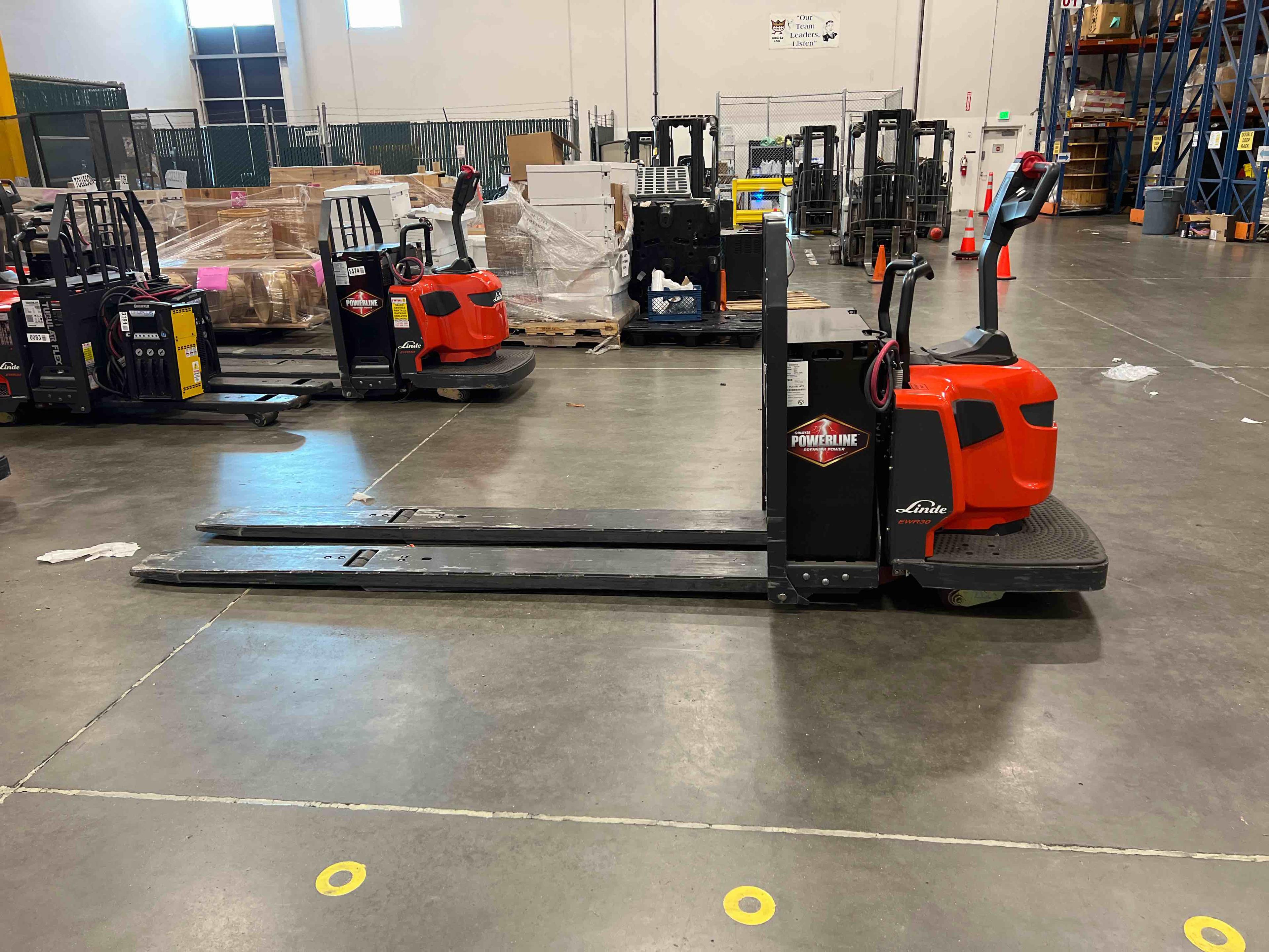 Main Image Used 2021 LINDE EWR30_1101-02-27X96 Forklift – Double Rider Jack, 6000 lb Capacity, 3” Mast, 1011.2 Hours – $13236.00 – Anaheim – View 3
