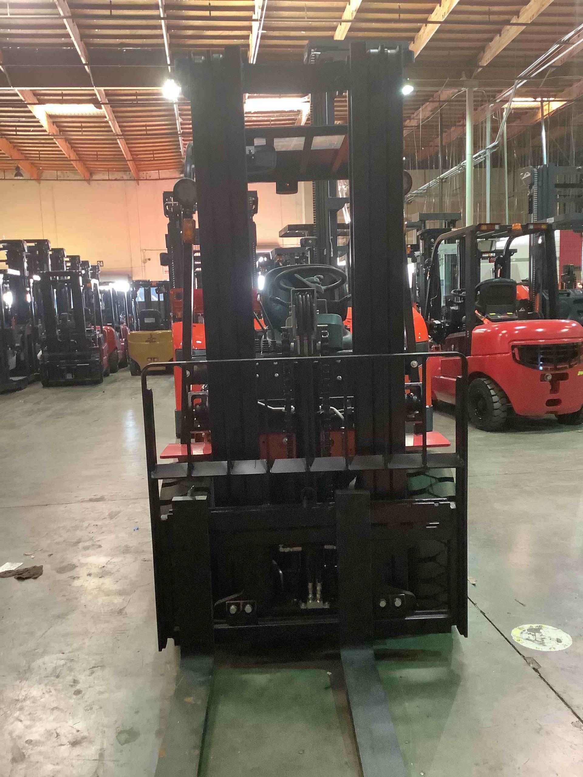 Main Image Big Joe LPE-60_80V Lithium Electric Pneumatic, photo 4 of 4
