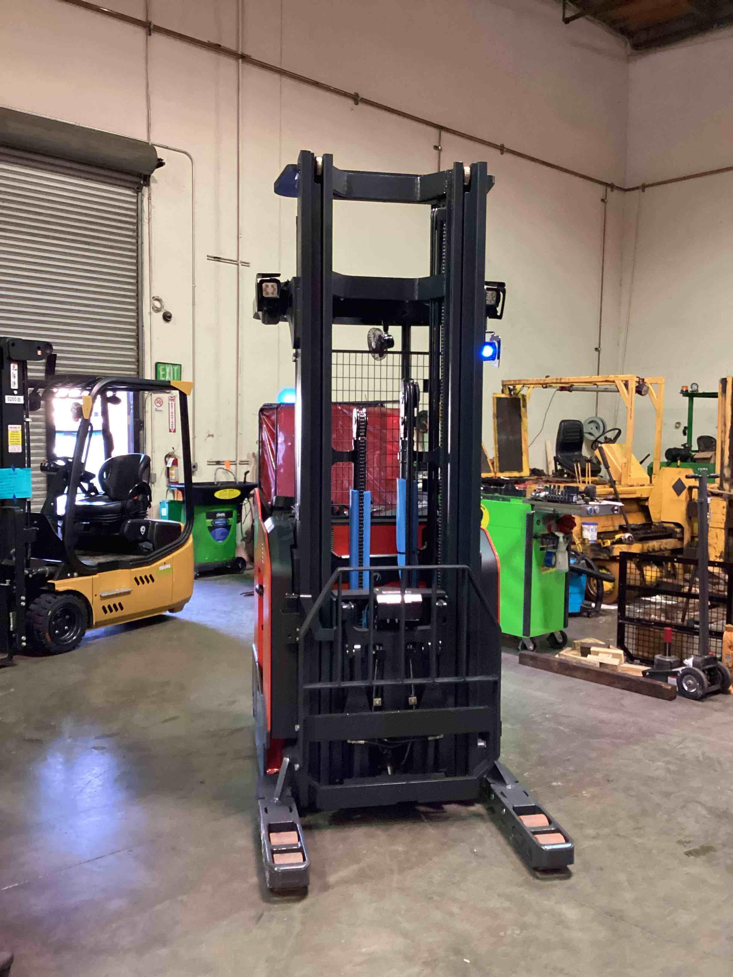 Main Image Used 2021 LINDE R17SX_5195 Forklift – Stand Up Reach, 3500 lb Capacity, 113” Mast, 2914 Hours – $29500.00 – Phoenix – View 1
