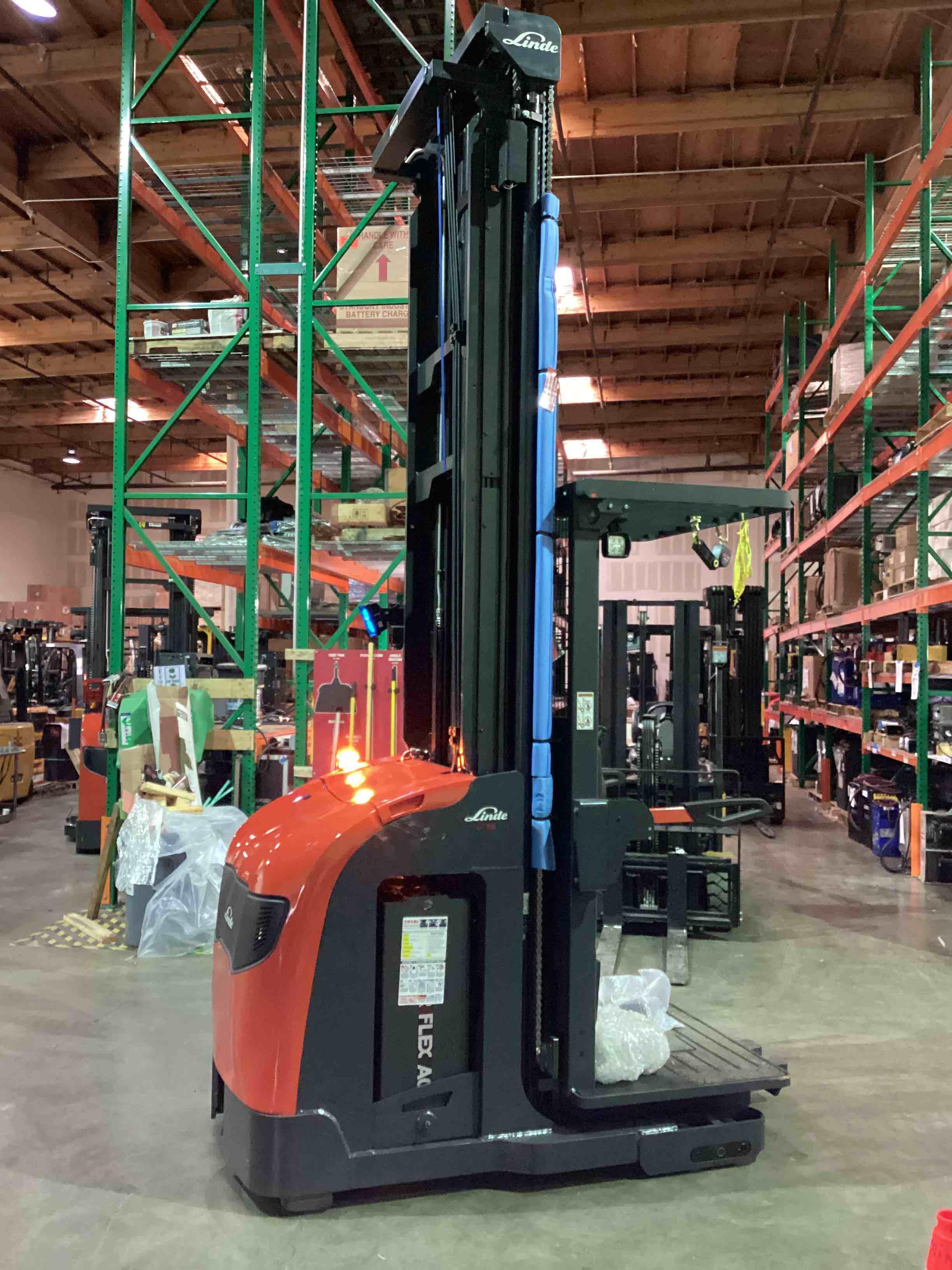 Main Image Used 2021 LINDE V15P_1355-WG Forklift – Electric Order Picker, 3000 lb Capacity, 155” Mast, 2609 Hours – $58500.00 – Anaheim – View 4