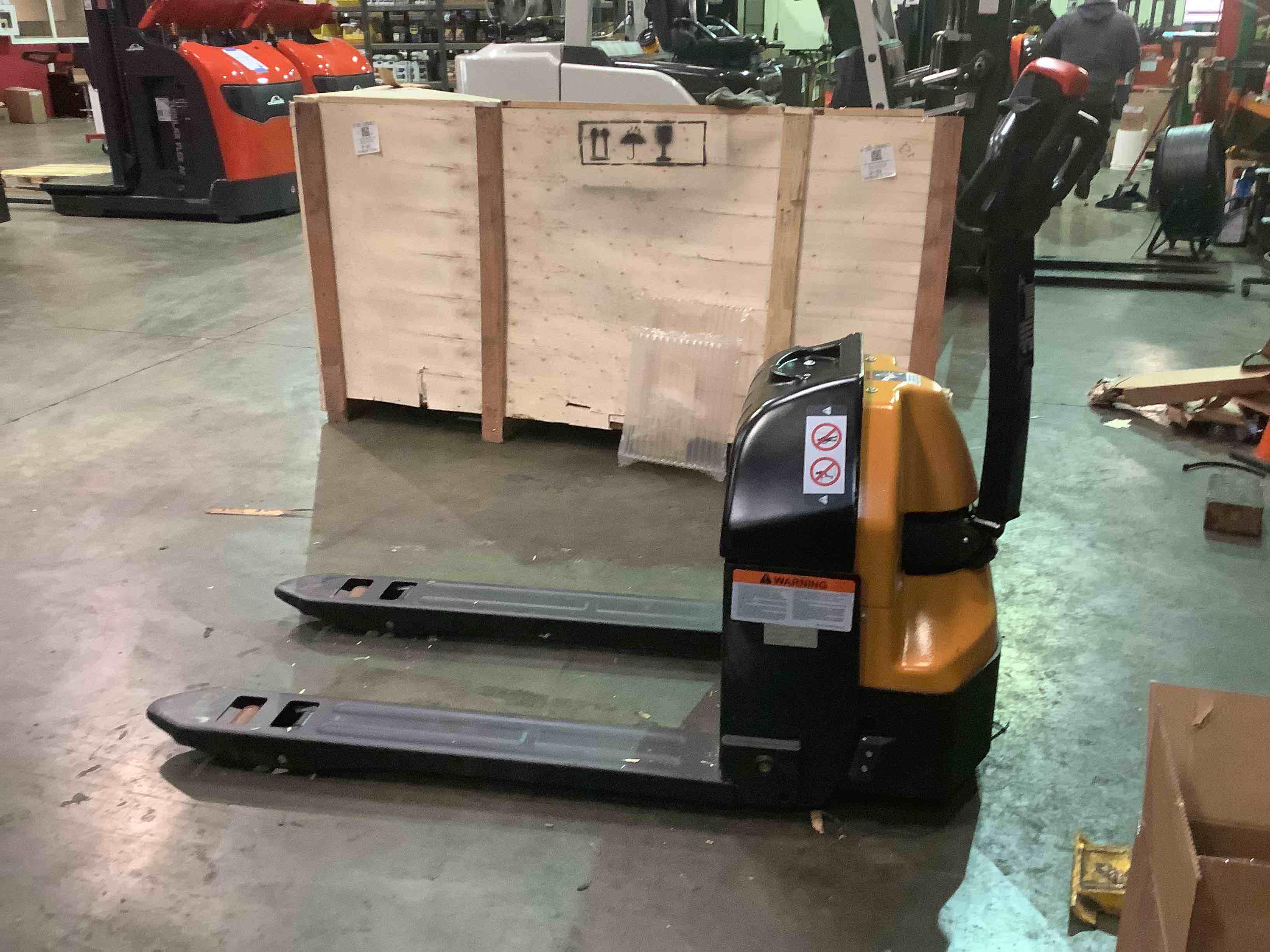 Main Image Used 2021 BIG JOE D40-27X48 Forklift – Walkie Jack, 4000 lb Capacity, 3” Mast, 55.3 Hours – $4325.00 – Anaheim – View 2
