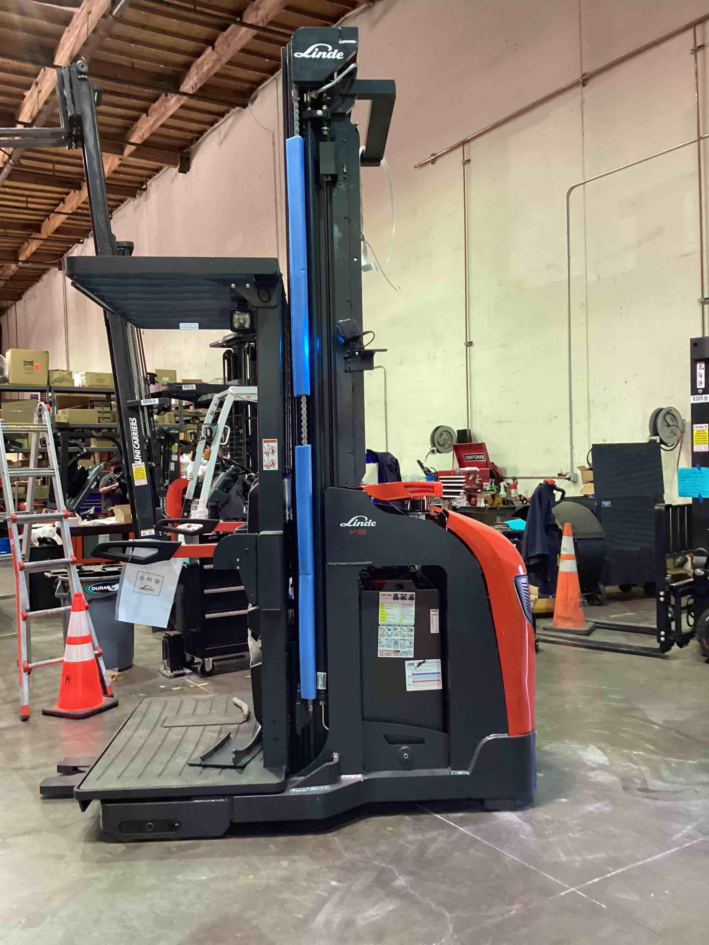 Main Image Used 2021 LINDE V15P_5215-WG Forklift – Electric Order Picker, 3000 lb Capacity, 128” Mast, 3154 Hours – $54500.00 – Anaheim – View 4