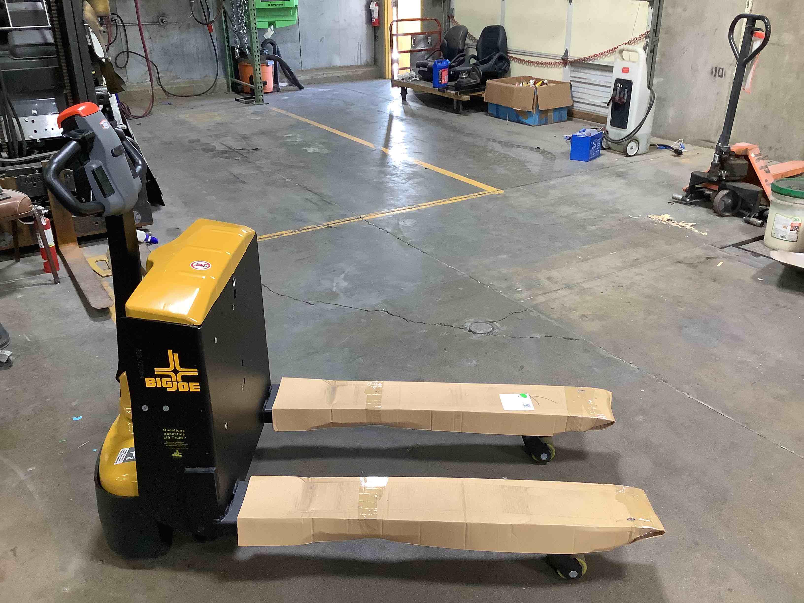 Main Image Used 2021 BIG JOE LPT-44 27X48 Forklift – Electric Pallet Jack (Lithium), 4500 lb Capacity, 3” Mast, 1171 Hours – $3898.00 – Phoenix – View 4