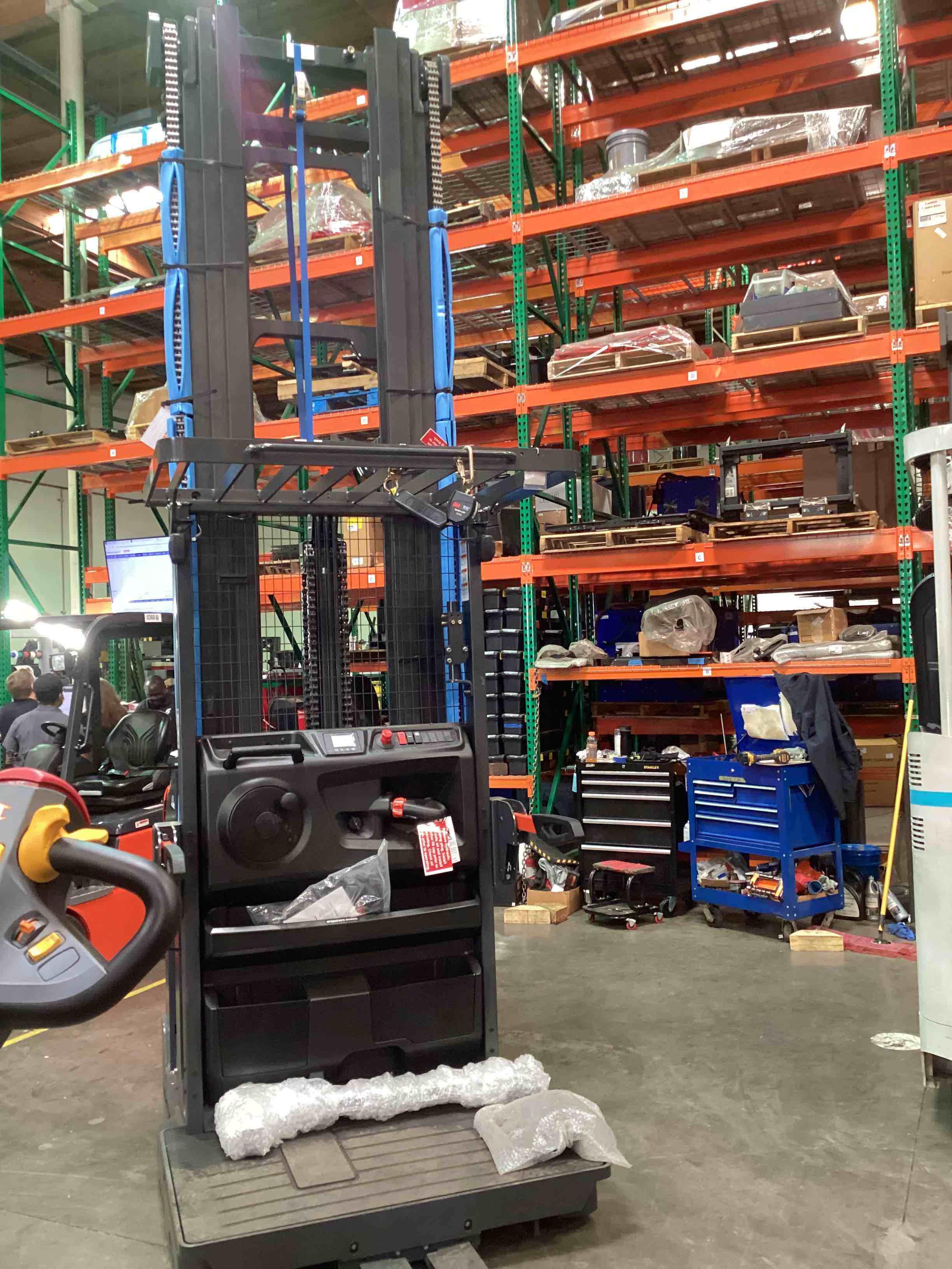 Main Image Used 2021 LINDE V15P_1355-WG Forklift – Electric Order Picker, 3000 lb Capacity, 155” Mast, 2535 Hours – $45850.00 – Anaheim – View 4
