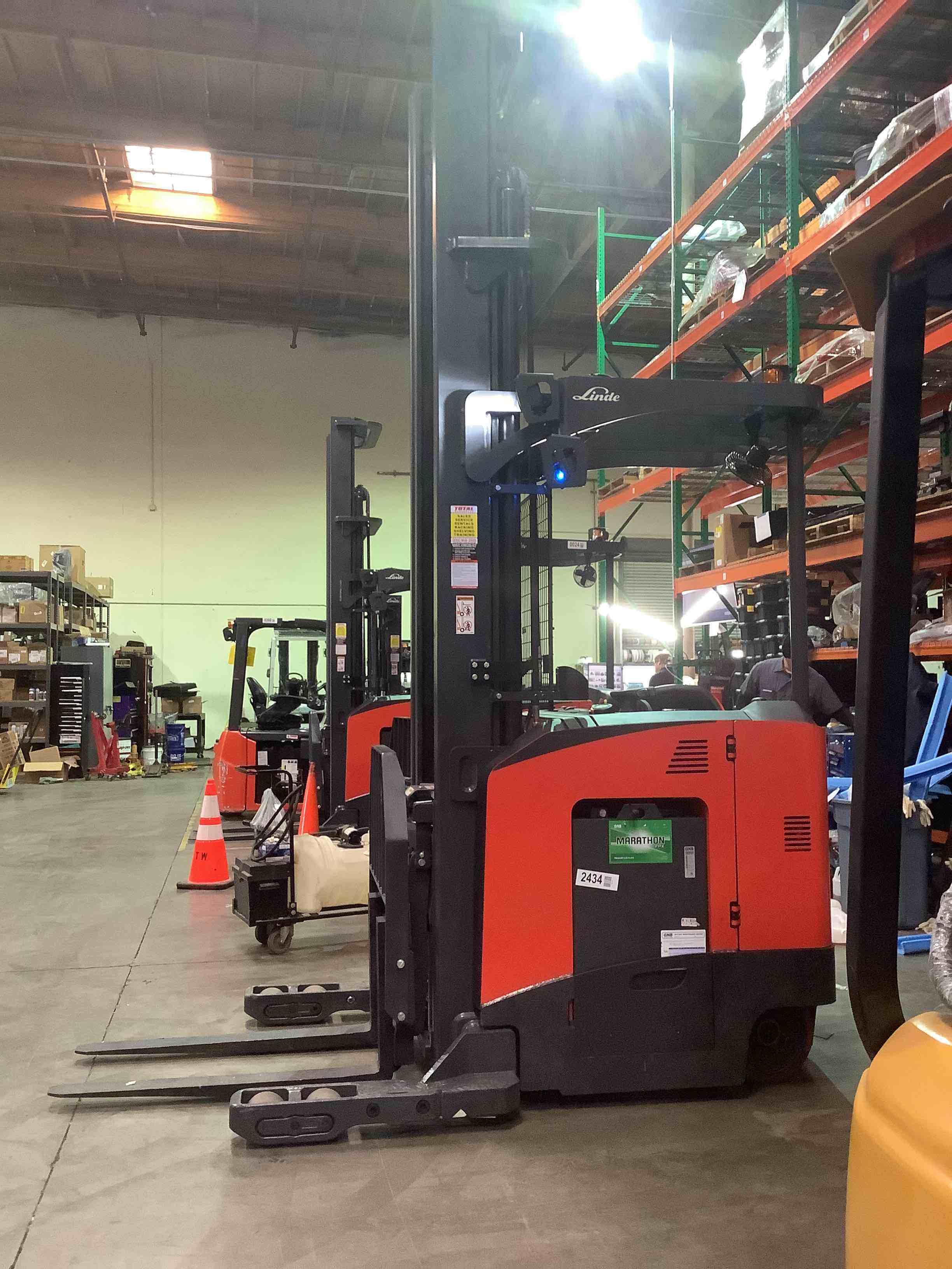 Main Image Used 2021 LINDE R22SX_5195 Forklift – Stand Up Reach, 4500 lb Capacity, 149” Mast, 2606 Hours – $34500.00 – Phoenix – View 4