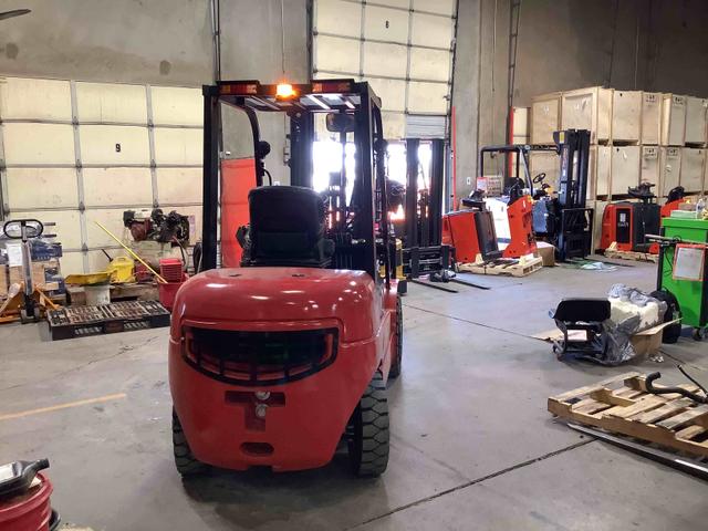 BIG JOE LPE-60_80V Lithium Electric Pneumatic forklift, 6000 capacity, 197 lift height. Serial 130160604, Year 2023.