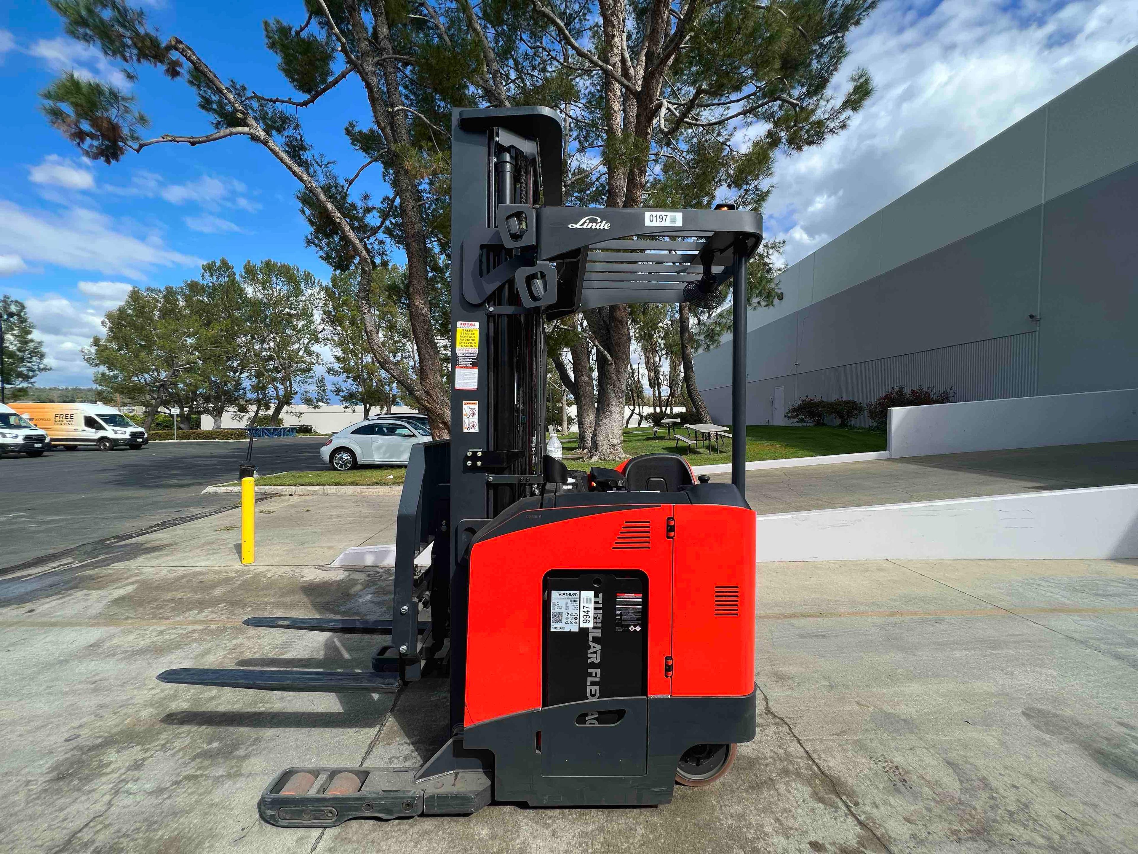 Main Image Used 2021 LINDE R17SX_5195 Forklift – Stand Up Reach, 3500 lb Capacity, 113” Mast, 498 Hours – $39500.00 – Phoenix – View 1