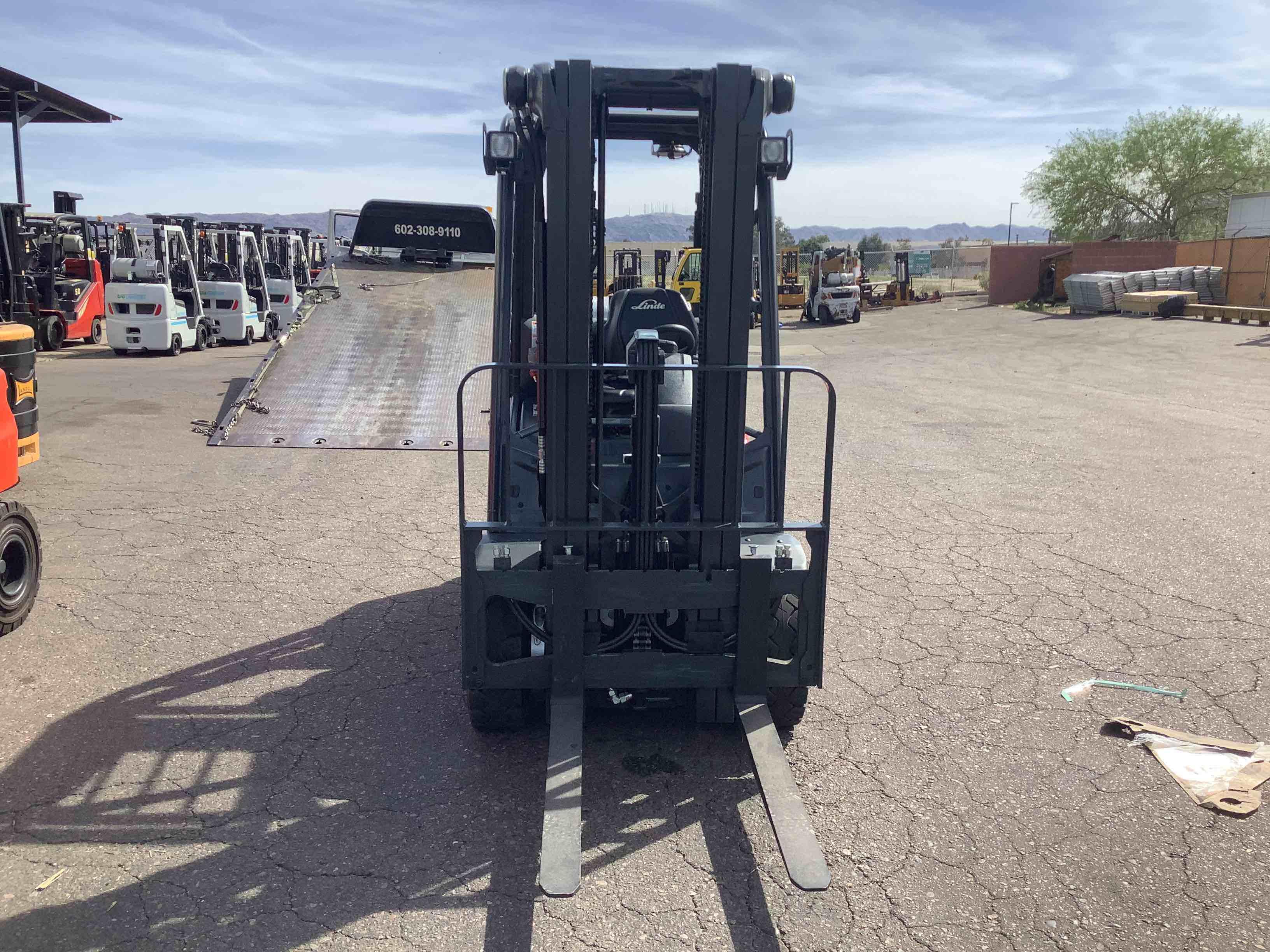 Main Image Used 2022 LINDE H25T_1202 Forklift – LPG Pneumatic, 5000 lb Capacity, 88” Mast, 278 Hours – $37500.00 – Hawaii, Waipahu – View 3
