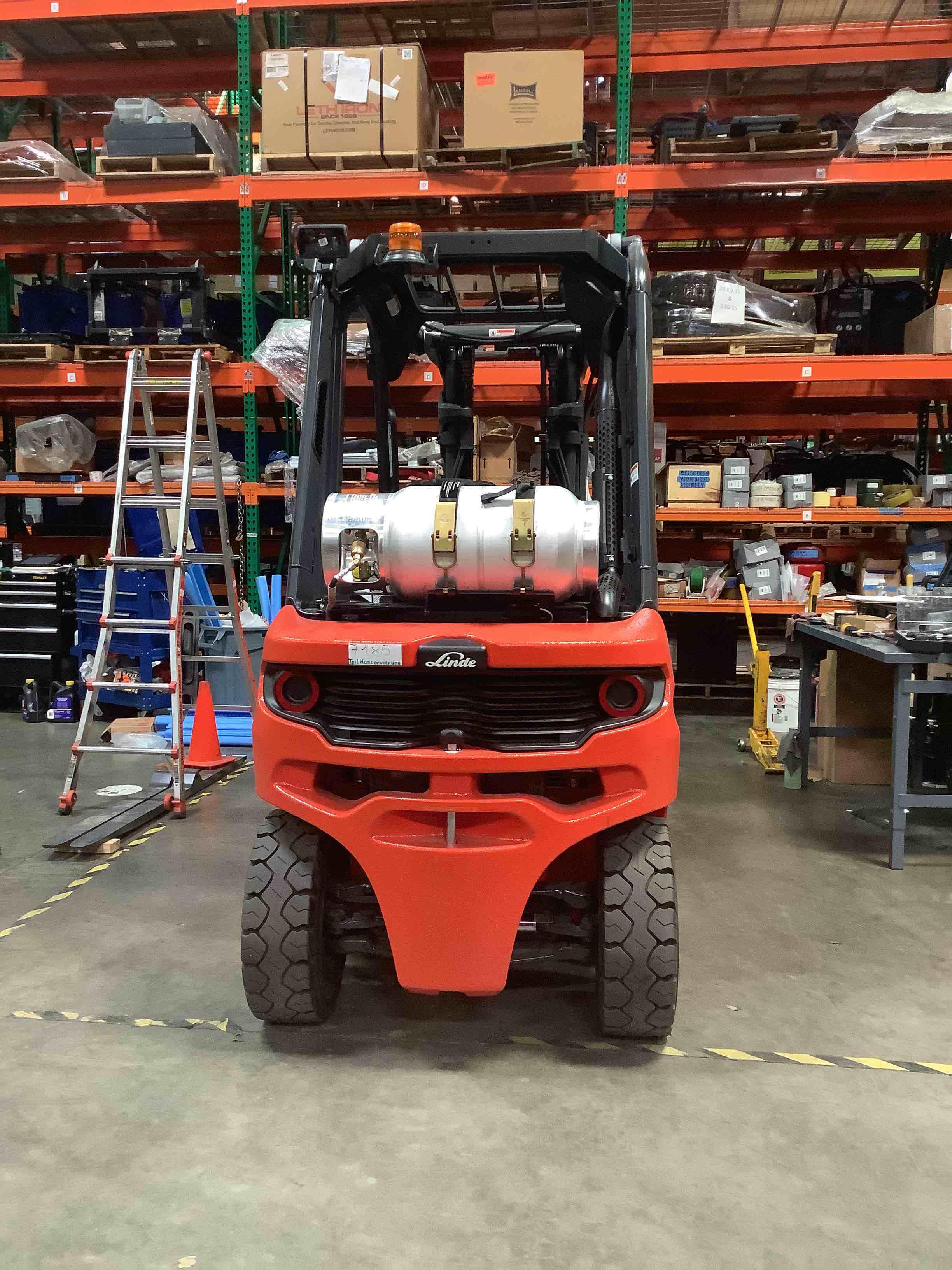 Main Image Used 2022 LINDE H25T_1202 Forklift – LPG Pneumatic, 5000 lb Capacity, 88” Mast, 3445 Hours – $37500.00 – Anaheim – View 3