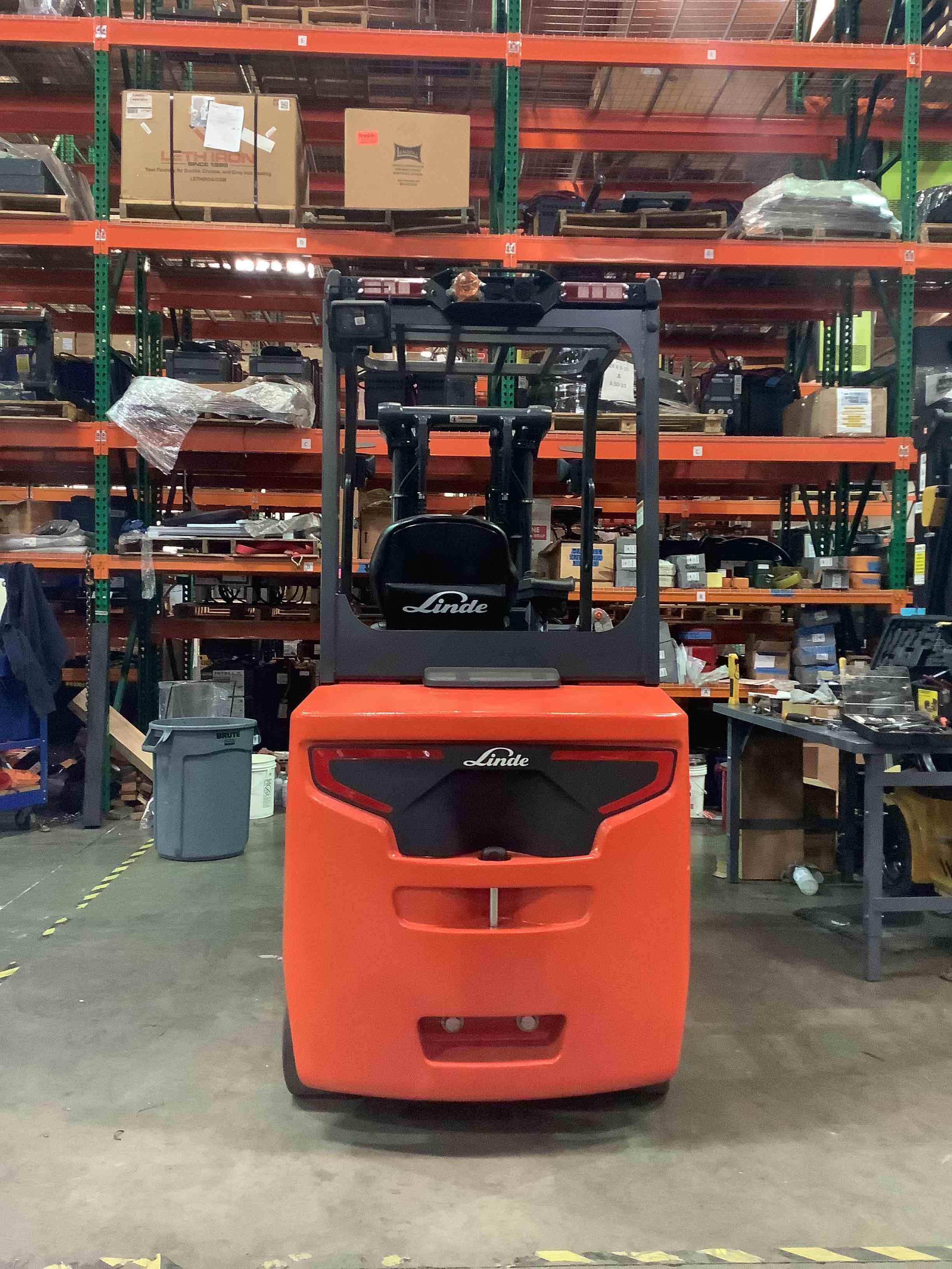 Main Image Used 2022 LINDE E32CL_1347-FT Forklift – Electric Sit Down 4 Wheel, 6500 lb Capacity, 86” Mast, 4293.9 Hours – $29500.00 – Phoenix – View 3