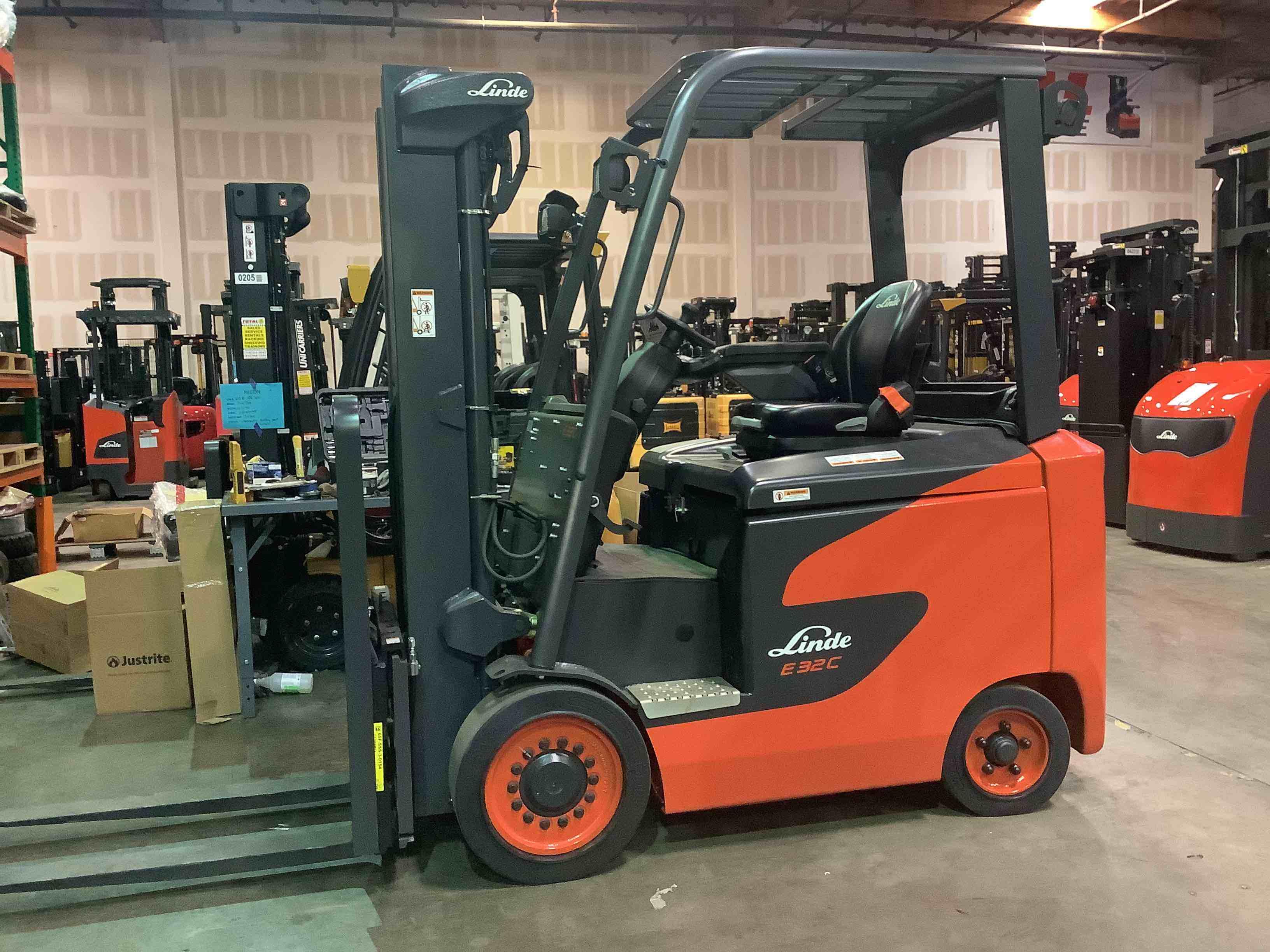 Main Image Used 2022 LINDE E32CL_1347-FT Forklift – Electric Sit Down 4 Wheel, 6500 lb Capacity, 86” Mast, 4293.9 Hours – $29500.00 – Phoenix – View 1