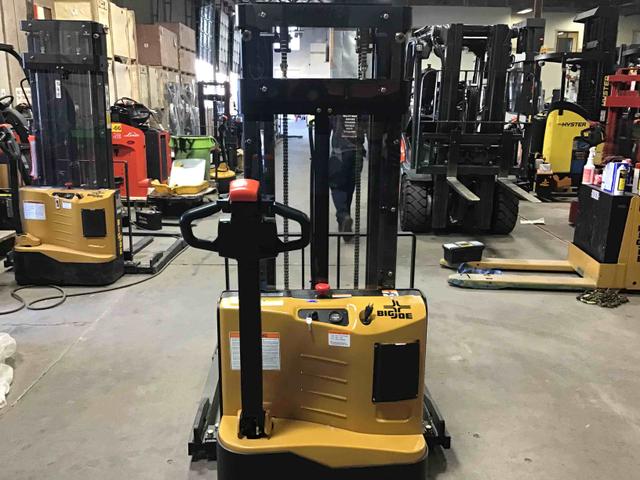 BIG JOE S22-96 Walkie Straddle Stacker forklift, 2200 capacity, 96 lift height. Serial 4311101585, Year 2022.