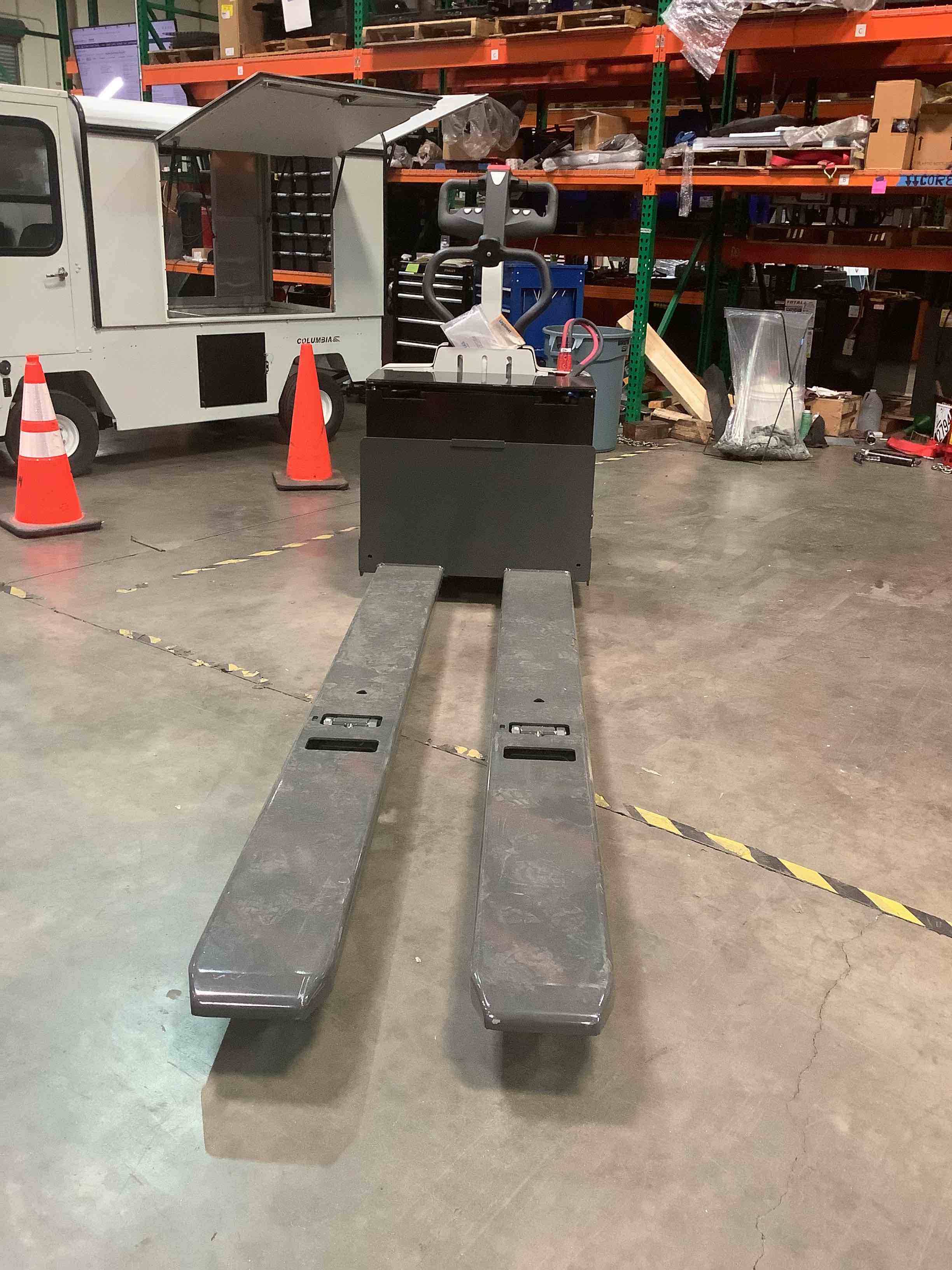 NISSAN RPX60B 27X96 Double Rider Jack forklift, 6000 capacity, 7.75 lift height. Serial 2W26-9325554, Year 2022.