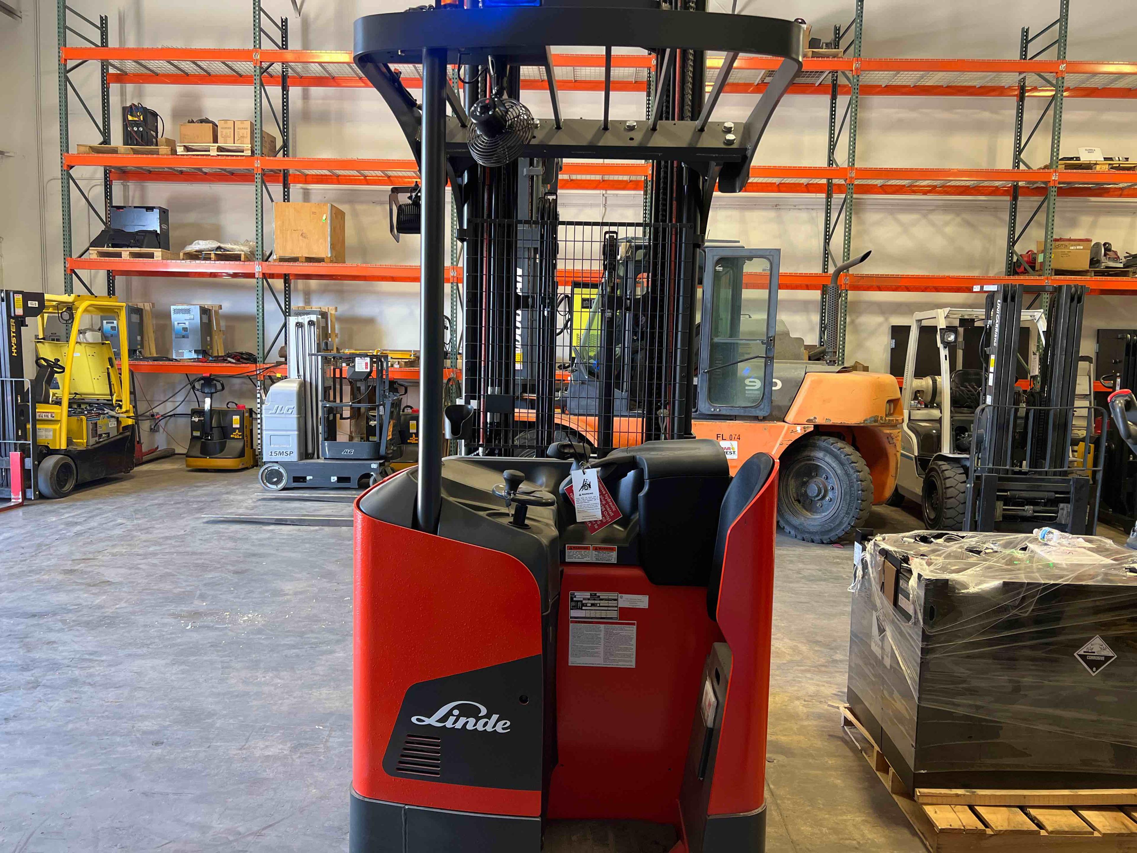 Main Image Used 2021 LINDE R22SX_5195 Forklift – Stand Up Reach, 4500 lb Capacity, 149” Mast, 611 Hours – $34500.00 – Phoenix – View 2